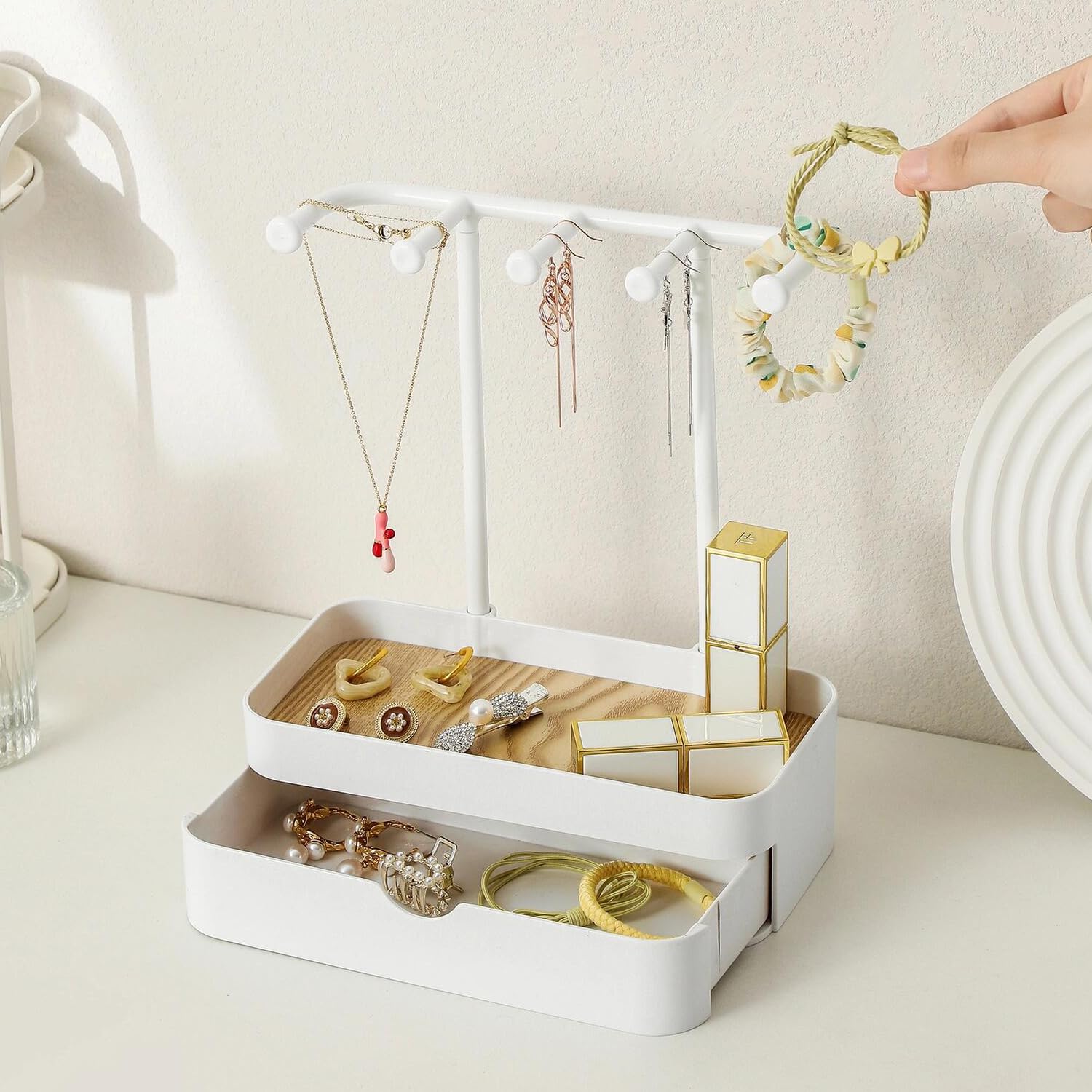 Kettenständer Schmuckständer mit Schubladen, Schmuckhalter mit Holz Aufbewahrungsbasis, Kompakt Schmuck Organizers mit 5 Haken, für Ketten & Armbänder,Ringe & Ohrringe, Elegantes Weiß