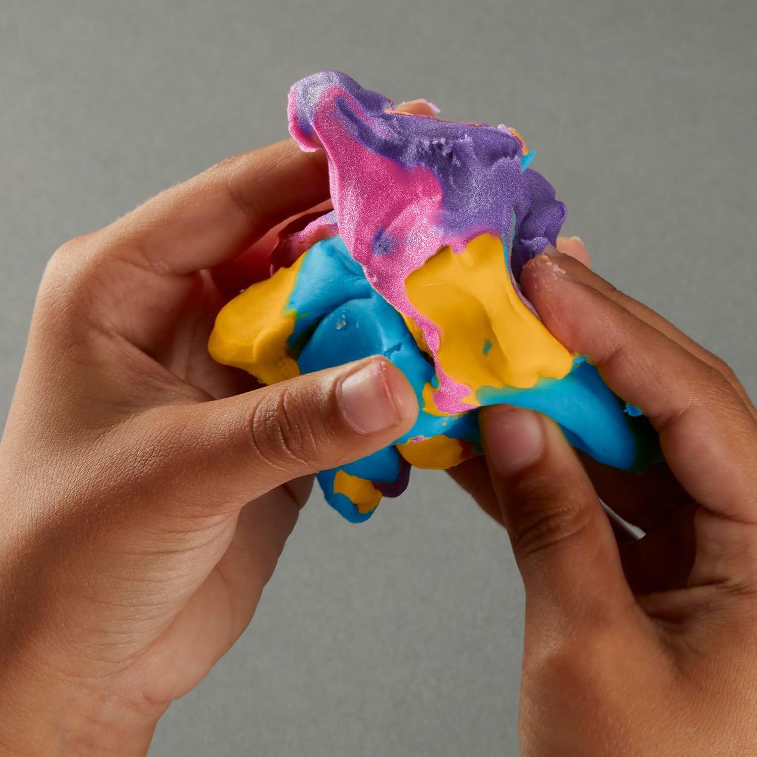 Play-Doh 12-Pack Celebration Compound with Confetti - Image 8