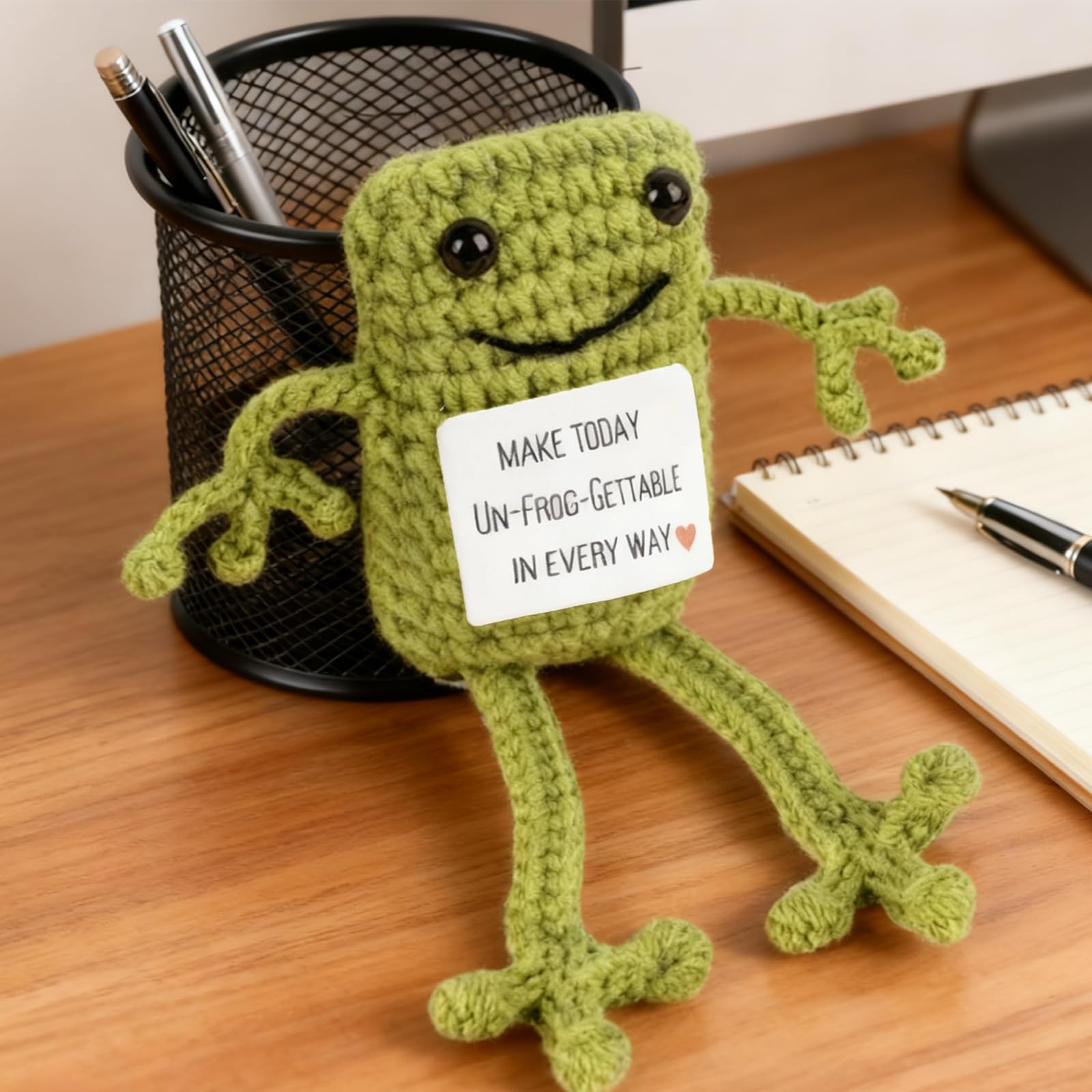 1 Pcs Crochet Toys, Crochet Gifts for Women, Green Frog Gifts with Encouragement Card, Funny Positive Animal Frog Crochet, Handmade Emotional Support Gift, Desk Decor for Office Workers 4