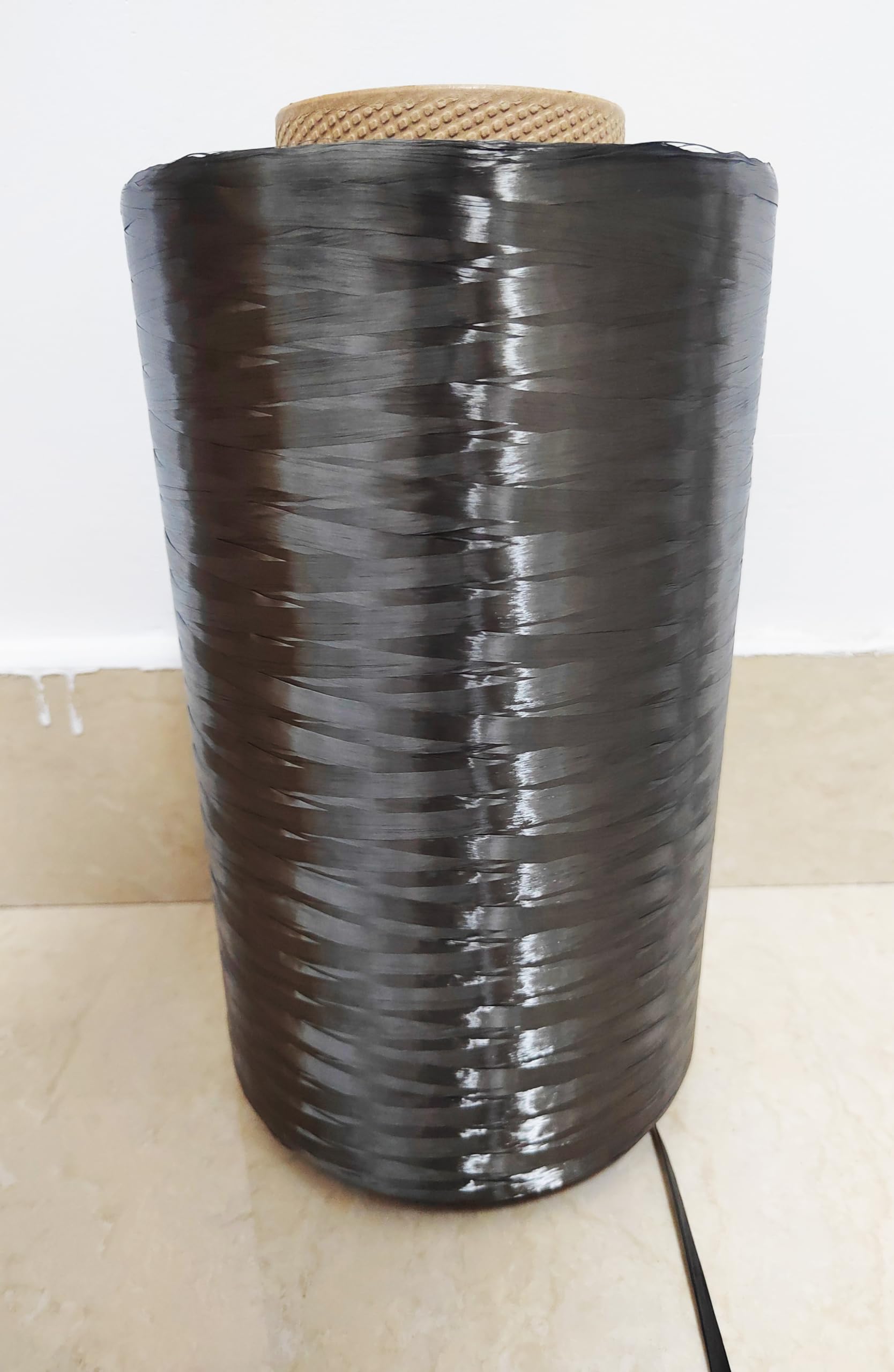 12K 30M Carbon Fiber Wire/Tow Continuous Carbon Fiber Filament Yarn Thread Tape