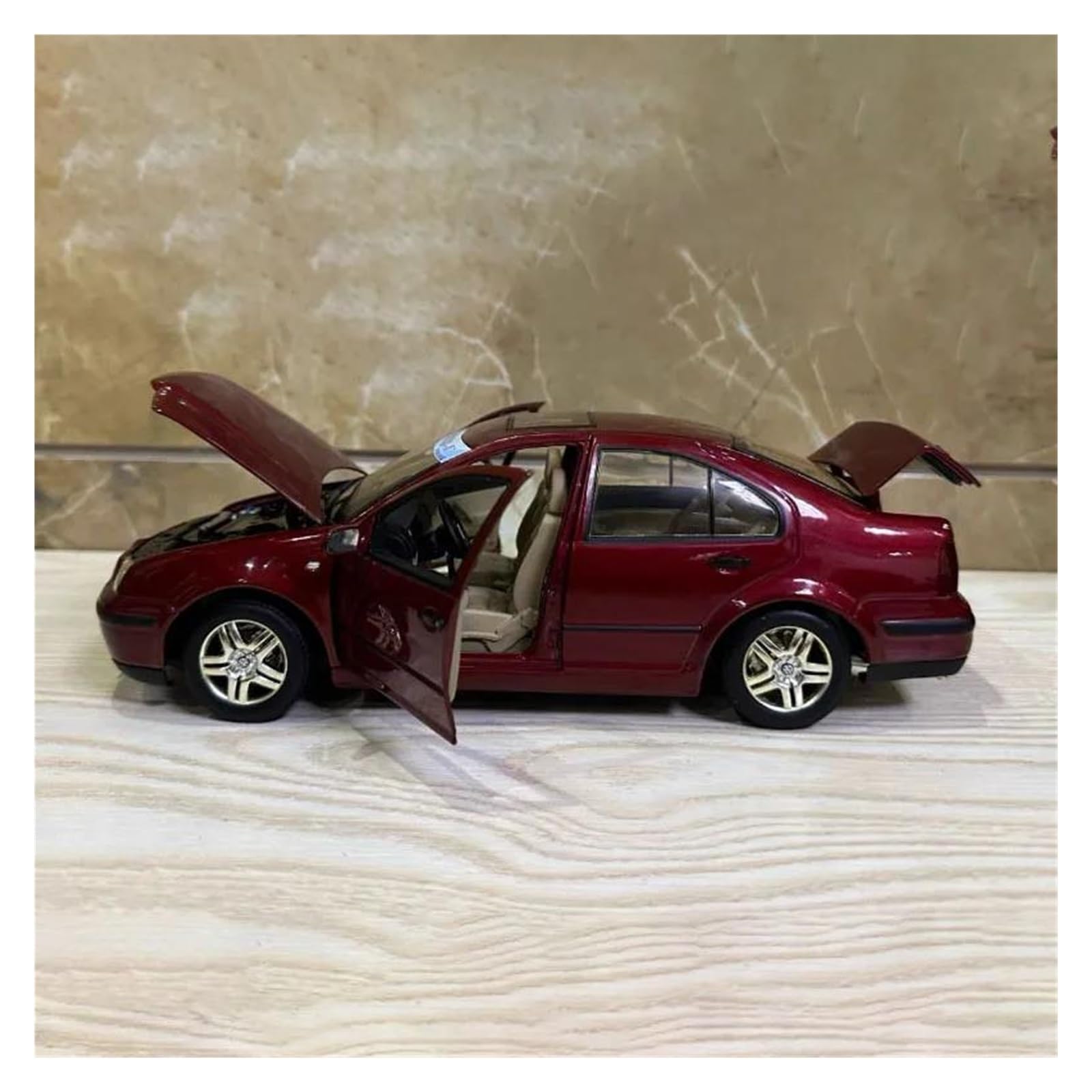 Metallo Scala Replica Modellino Di Auto In Lega Pressofusa In Scala 1 18 Adatto Per Volkswagen BORA 2004 Modello In Statica Ornamento Natalizio Hobby Veicoli Giochi Set