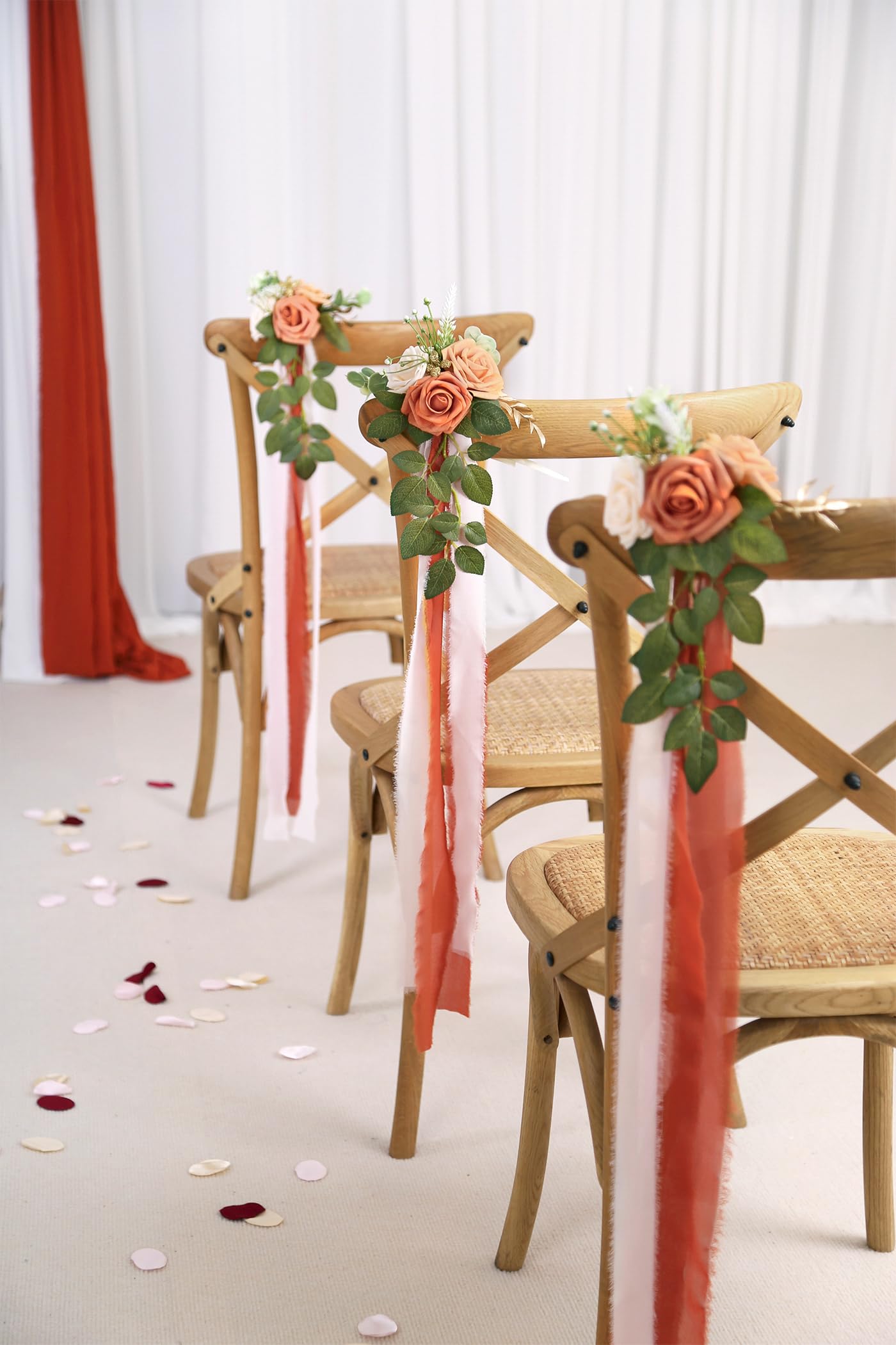 Hochzeit Gang Dekorationen für Hochzeit Zeremonie 10er Set Kirchenblumen für Kirche Stuhl Dekorationen Party Dekor mit künstlichen Blumen Eukalyptus und Bändern Terrakotta