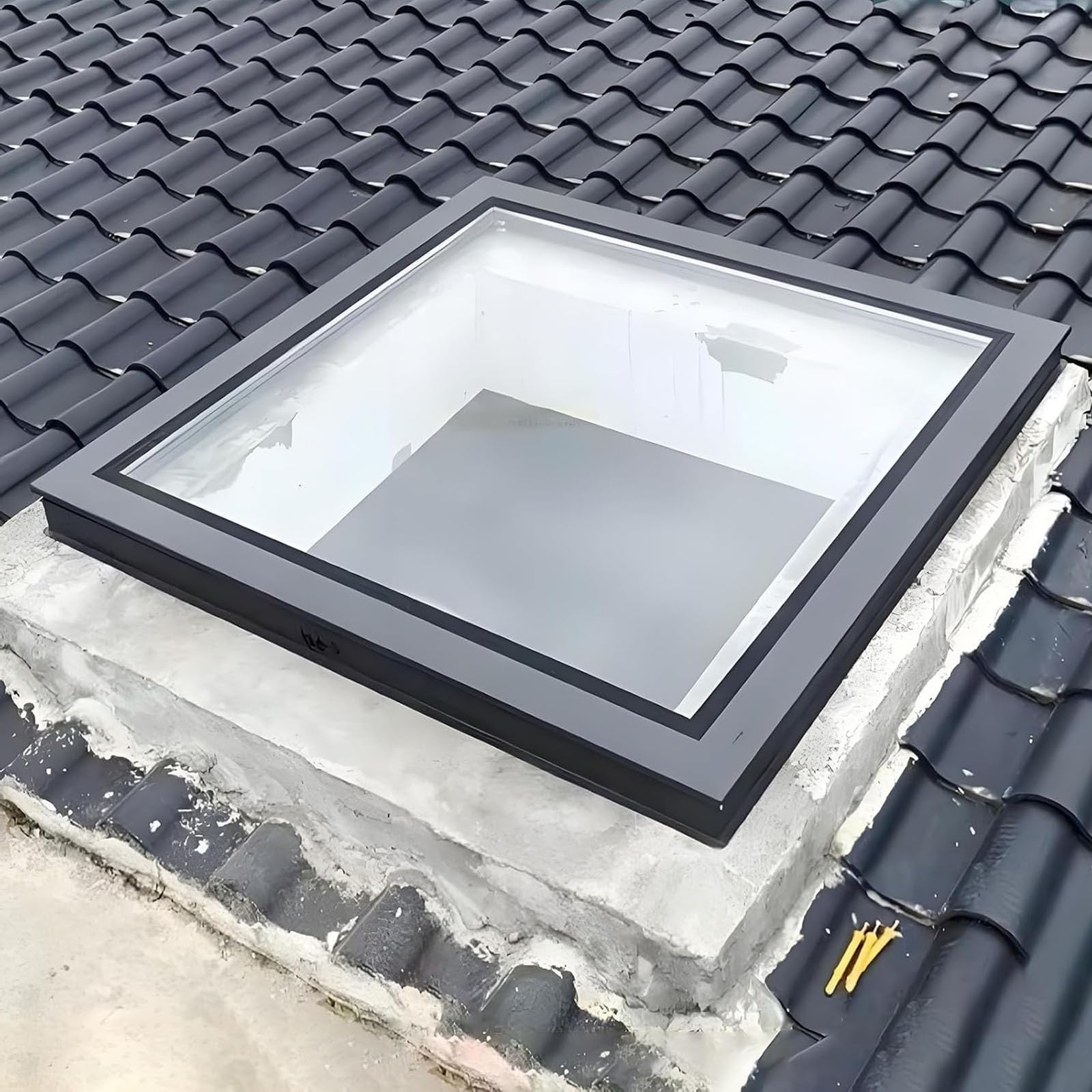 Claraboya de ventilación anti humedad para cocinas oscuras y baños sin ventanas