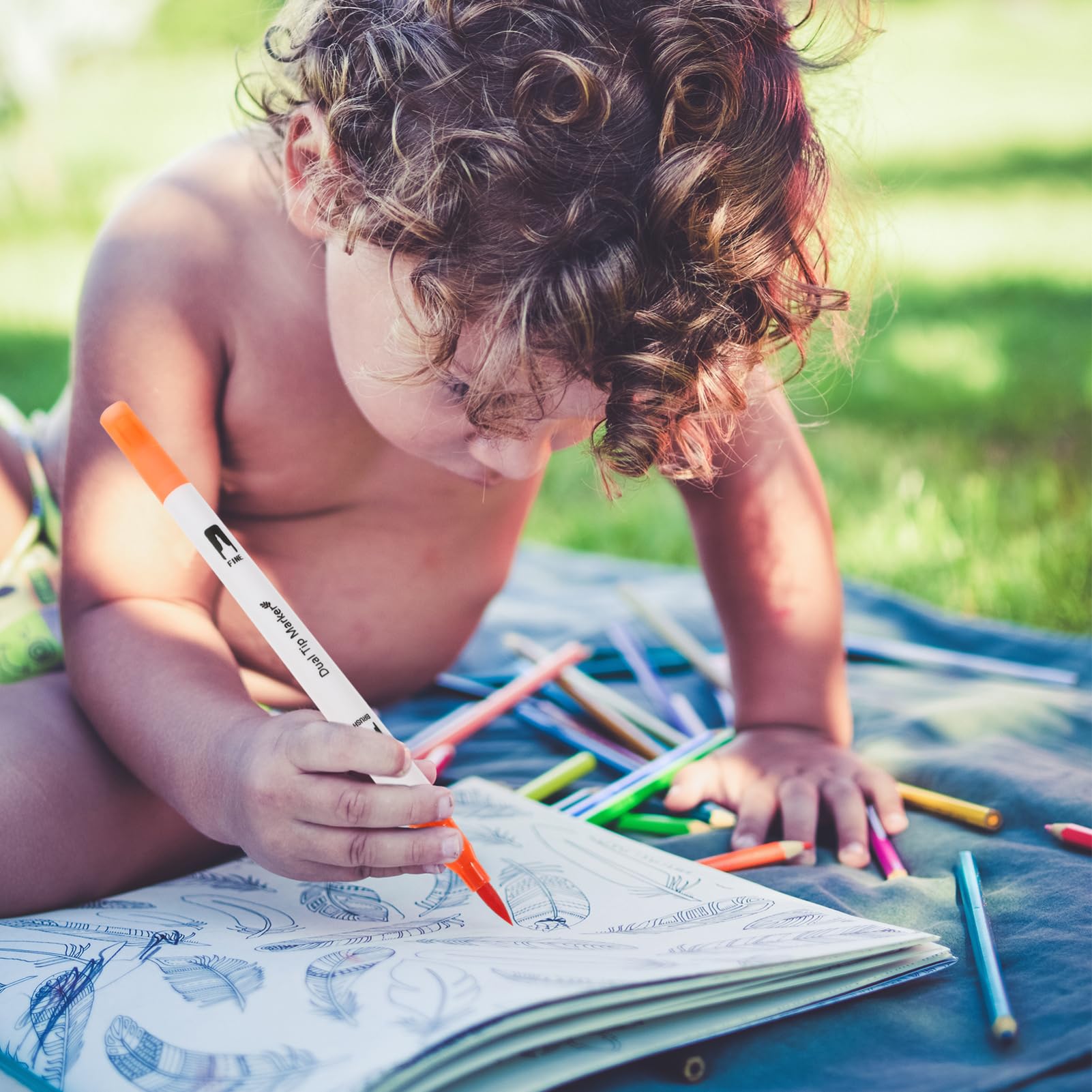 NUOBESTY Pennarelli per Colorare Ragazzo Ragazza 100 Pezzi Doppia Punta Fine e Pennello, Leggeri in Abs Spugna, per Disegno e Scrittura Creativa