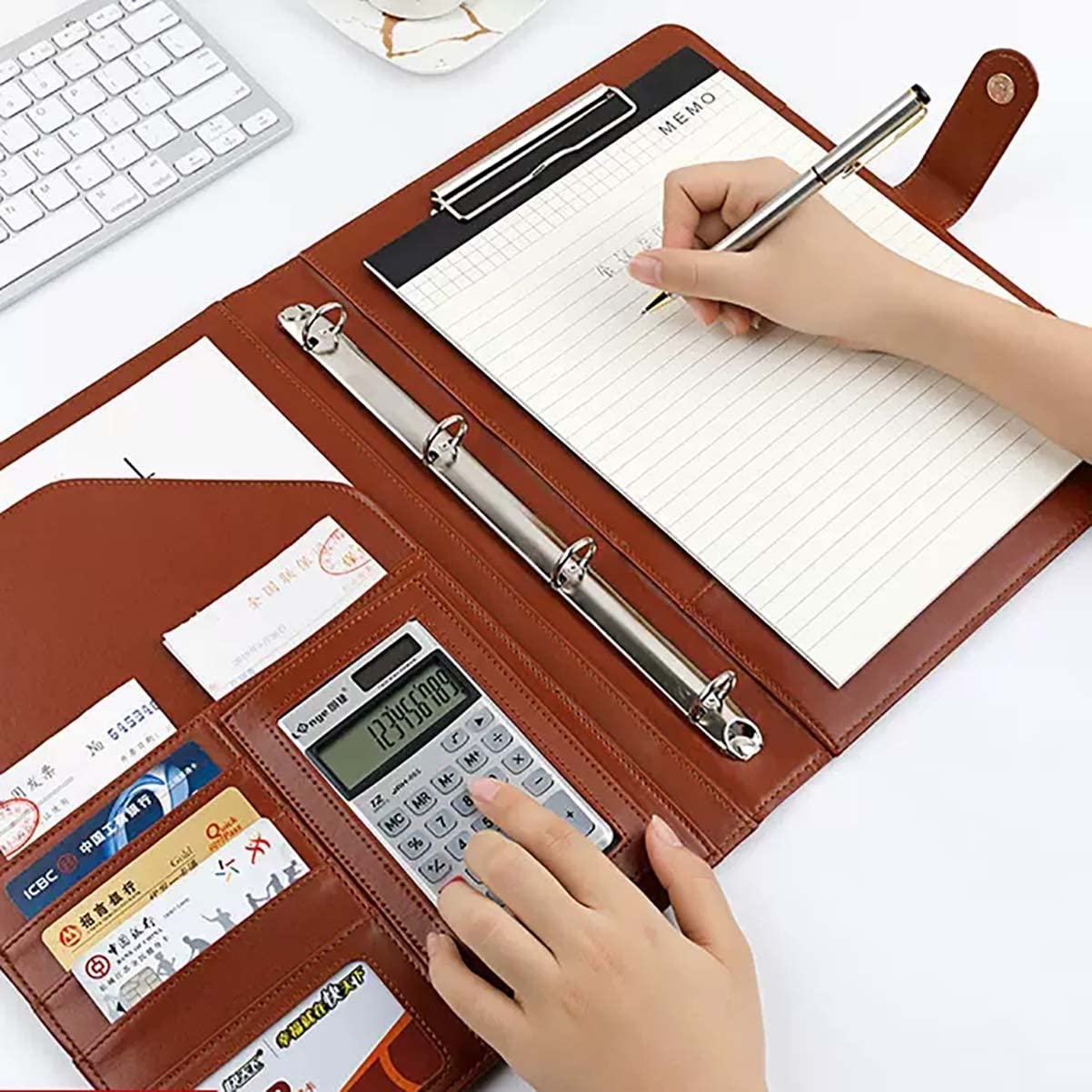 Organizador de Carpetas Padfolio Carpeta de 4 Anillas Carpeta de Cuero de PU Entrevista de Negocios Organizador de Documentos con Funda for Recibos y Tarjetero(Brown,12 bit Calculator)