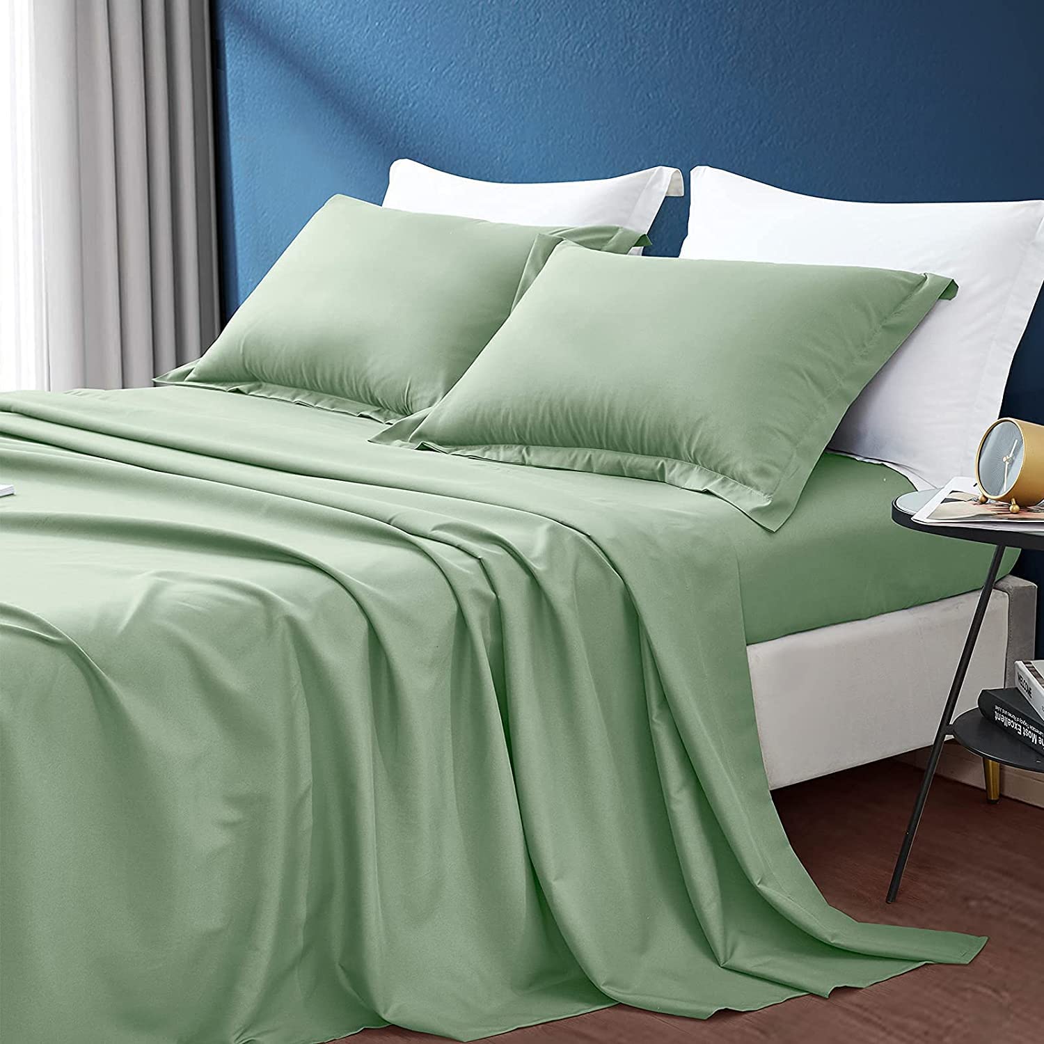 Fitted bedsheet for King Bed- Luxury 100% Shiny Cotton Fitted Bedsheet with Pillow Shams, Fits Mattreses Upto 12 Inch Height- King Size(78" x 72" Inches) Sage Green Color