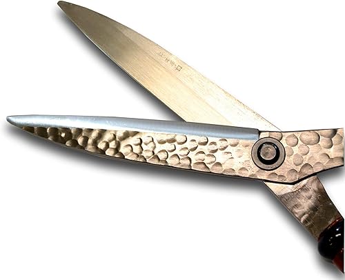 Miniatura 5 de KAKURI Tijeras de seto japonesas resistentes y grandes, mango largo, hoja recta de 7 pulgadas de largo, patrón martillado, fabricado en Japón