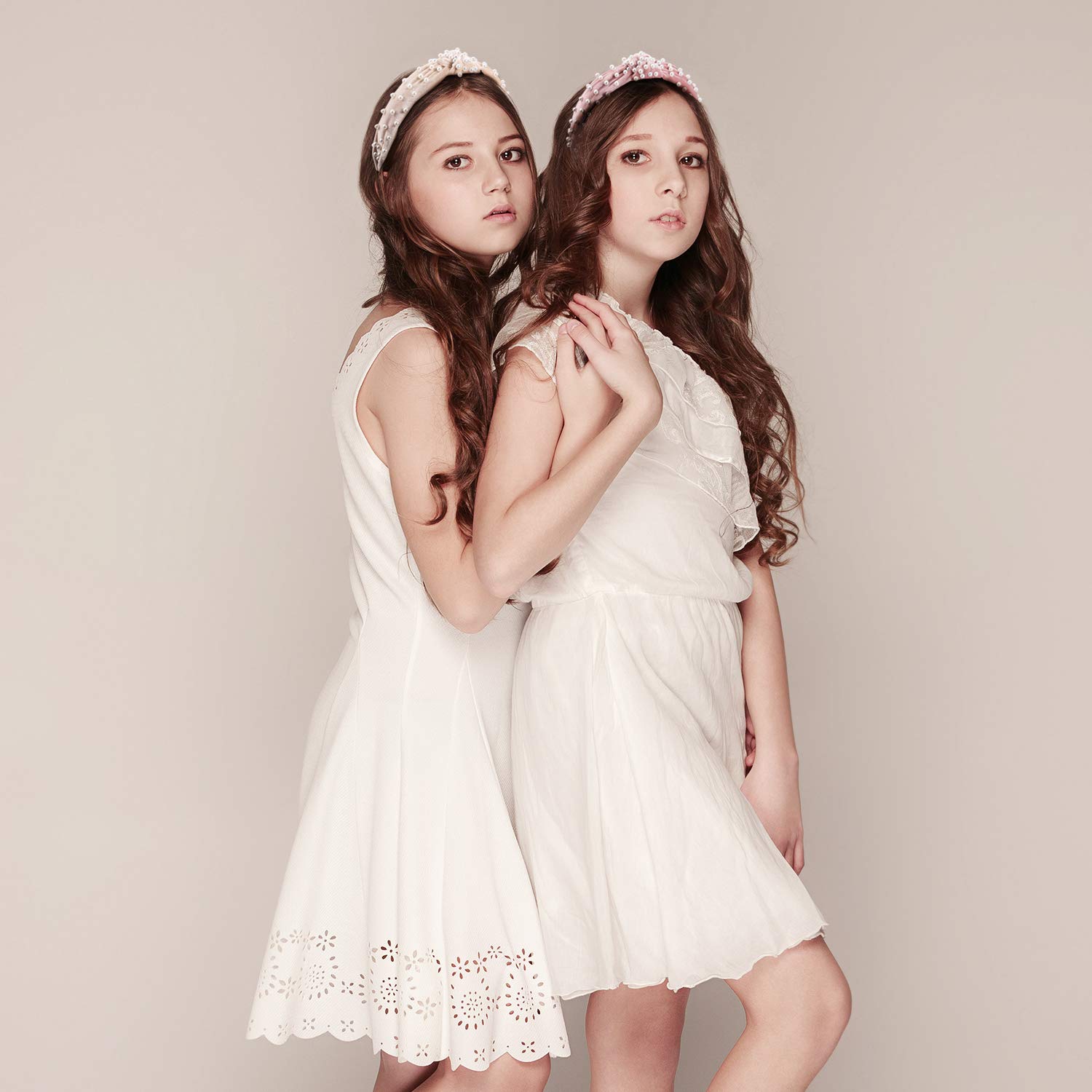 WILLBOND 3 Pieces Pearl Knotted Headbands for Women Velvet Top Knot Head Bands Pearls Hair Hoop for Woman Hair Accessories (Beige, Pink, Black) - Image 4