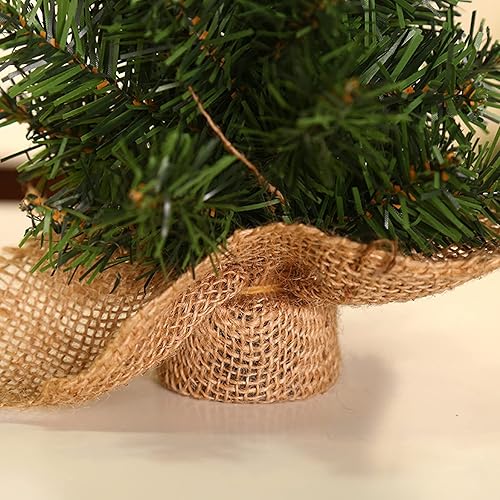 Miniatura 5 de Flueyer 4 mini árbol de Navidad, árbol de Navidad de pino en miniatura con base de lino, pequeños pinos de Navidad para manualidades, decoración de