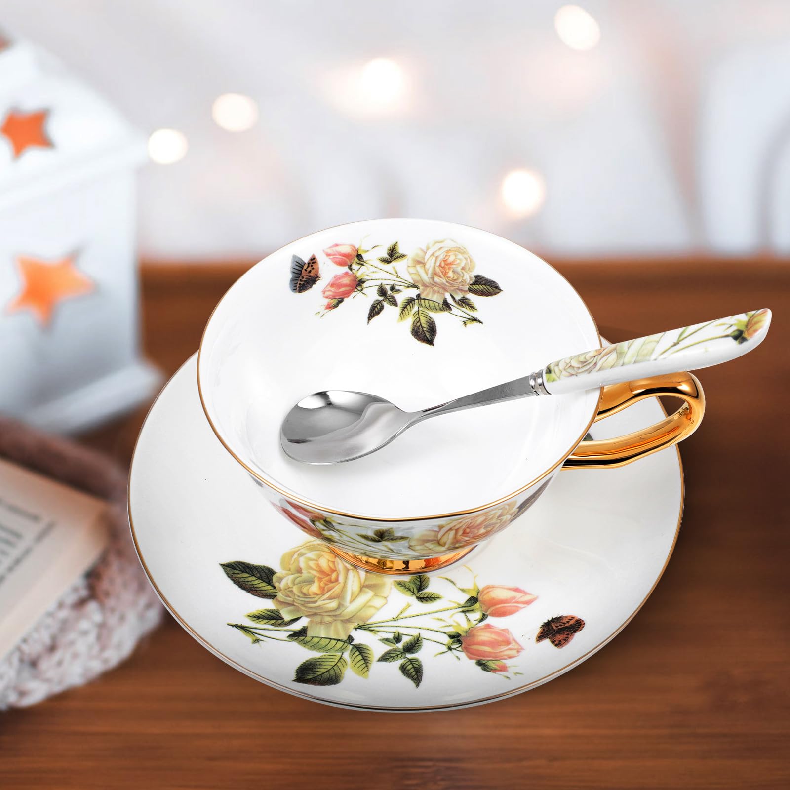 NUOBESTY Taza de Café de Cerámica con Plato, Juego de 1 Pieza para Latte | Capuchino, Uso en Hogar y Cafetería, Diseño Creativo y Apariencia Delicada