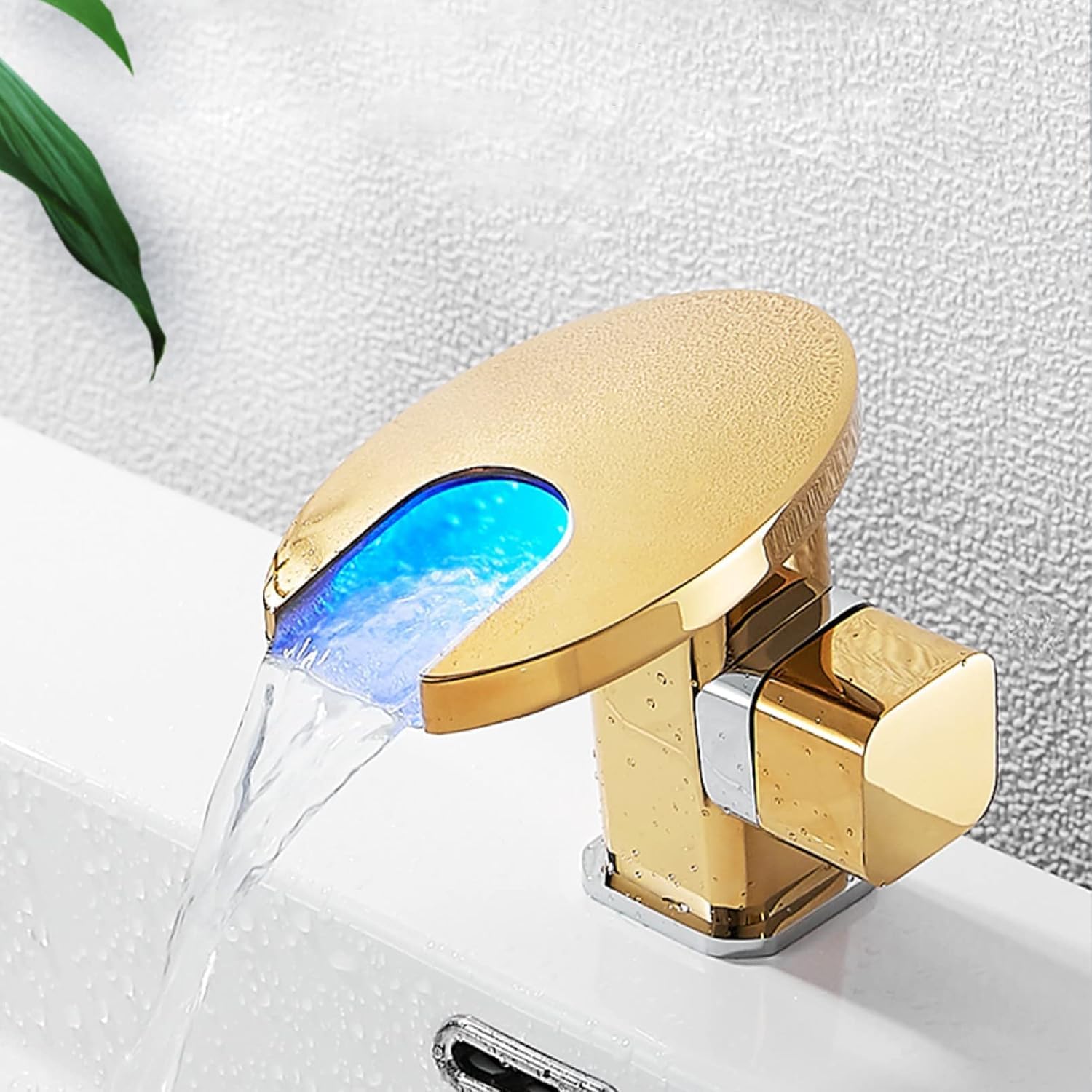 Robinet mélangeur de lavabo à poignée unique mitigeur en laiton GR eau chaude froide