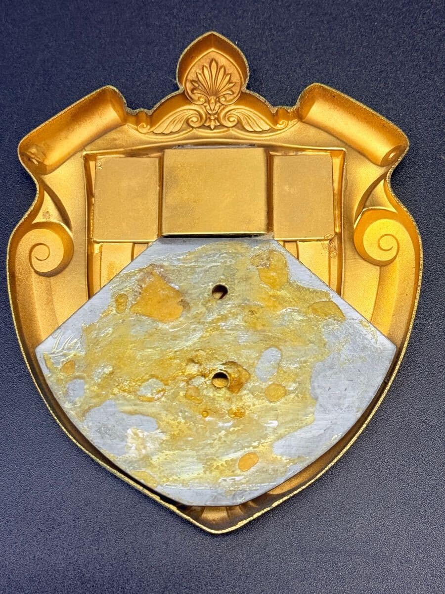 Amazon.co.jp: 支部 布教所 限定 希少 エンブレム 盾 総本山 正心館