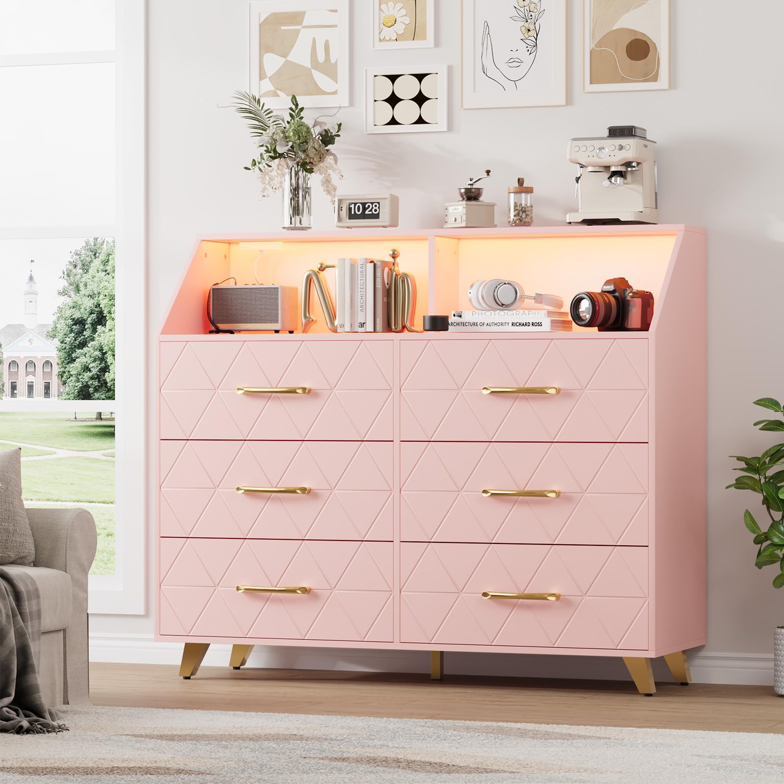 IDEALHOUSE Kommode mit 6 Schubladen (47 Zoll) & LED-Beleuchtung, mit integrierter Ladestation (Steckdosen/USB) - Holz-Schubladenschrank mit Ablagefach & 5 Metallfüßen - modern - Farbe: Pink