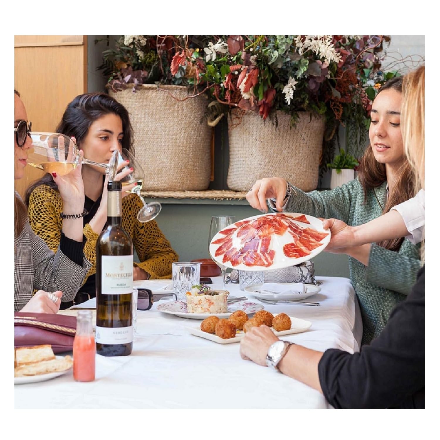 LalolaGourmet - Paleta Serrana Gran Reserva (5,5/6 kg) Stagionatura Naturale 100% Senza Glutine e a Basso Contenuto di Sale I Spalla di Prosciutto Serrano - Zampa Anteriore