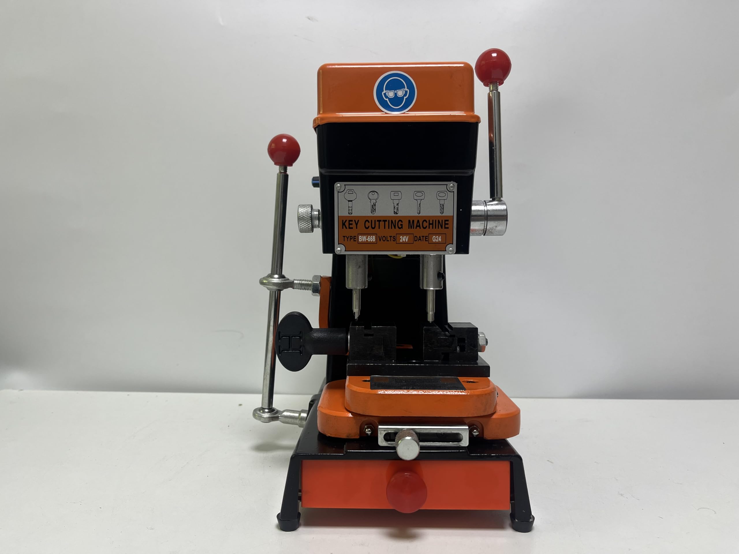 Schlüsselkopiermaschine, 150W Professionelle Autoschlüssel-Schlüsselkopier-Vervielfältigungsmaschine AC 24V, DC 110V-220V Schlüsseln Bauschlosserwerkzeugen, 8000 r/min