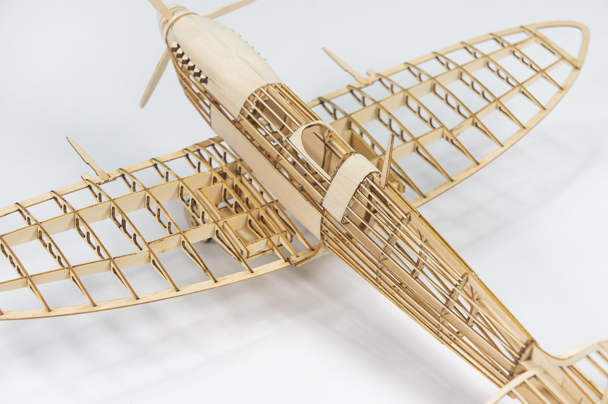 Drewniane puzzle 3D, DIY, samolot myśliwski Spitfire 1:25, laserowo wycięty model z drewna balsy, zestaw samolotów do budowania dla dorosłych, drewniane puzzle do dekoracji wnętrz, prezent urodzinowy