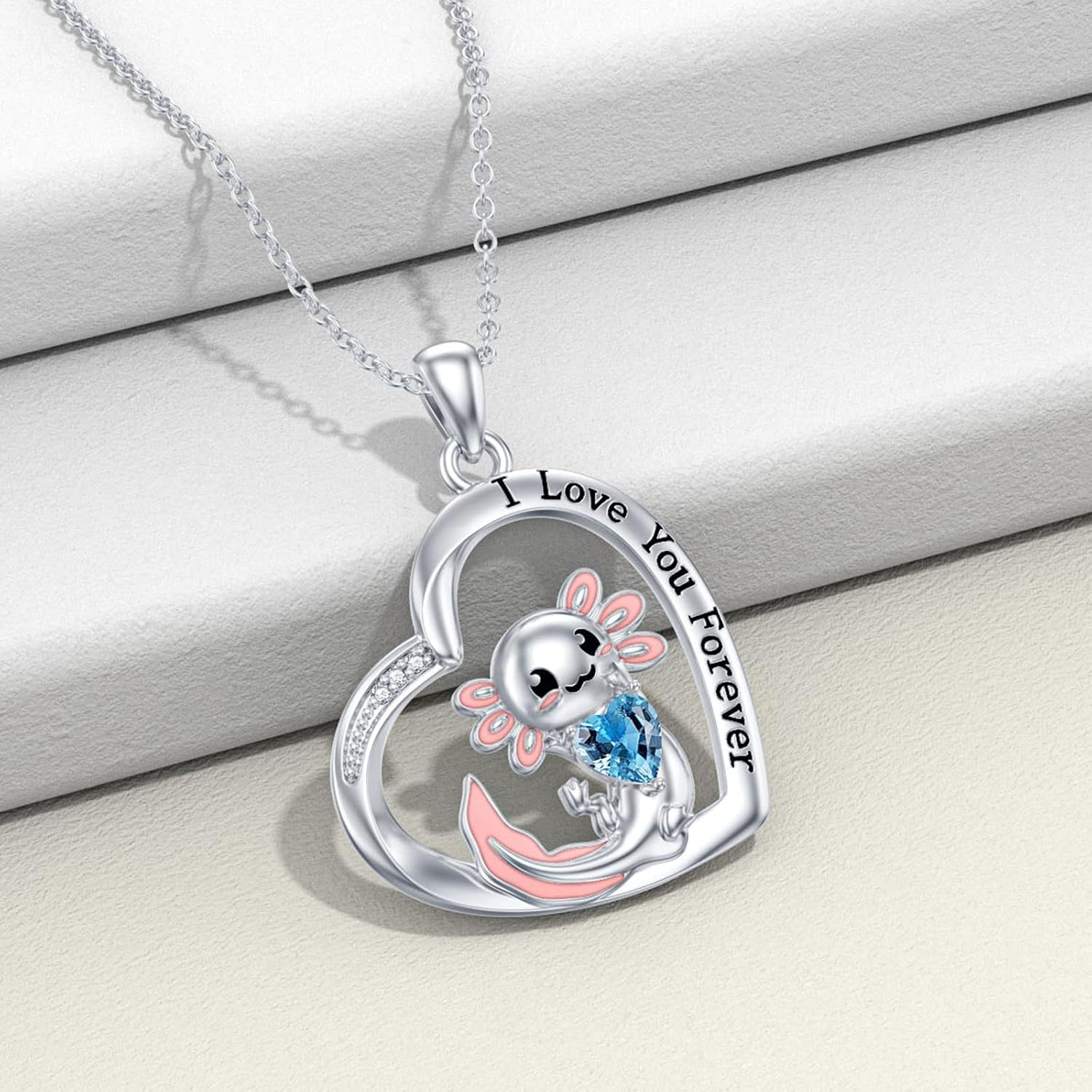 WINNICACA Heart Necklace for Women Sterling Silver Ladybugs/Cat/Panda Necklace for Women Exquisite Heart Pendant Cute Animal Necklace Jewelry Birthday Gifts for Mother Daughter Sister