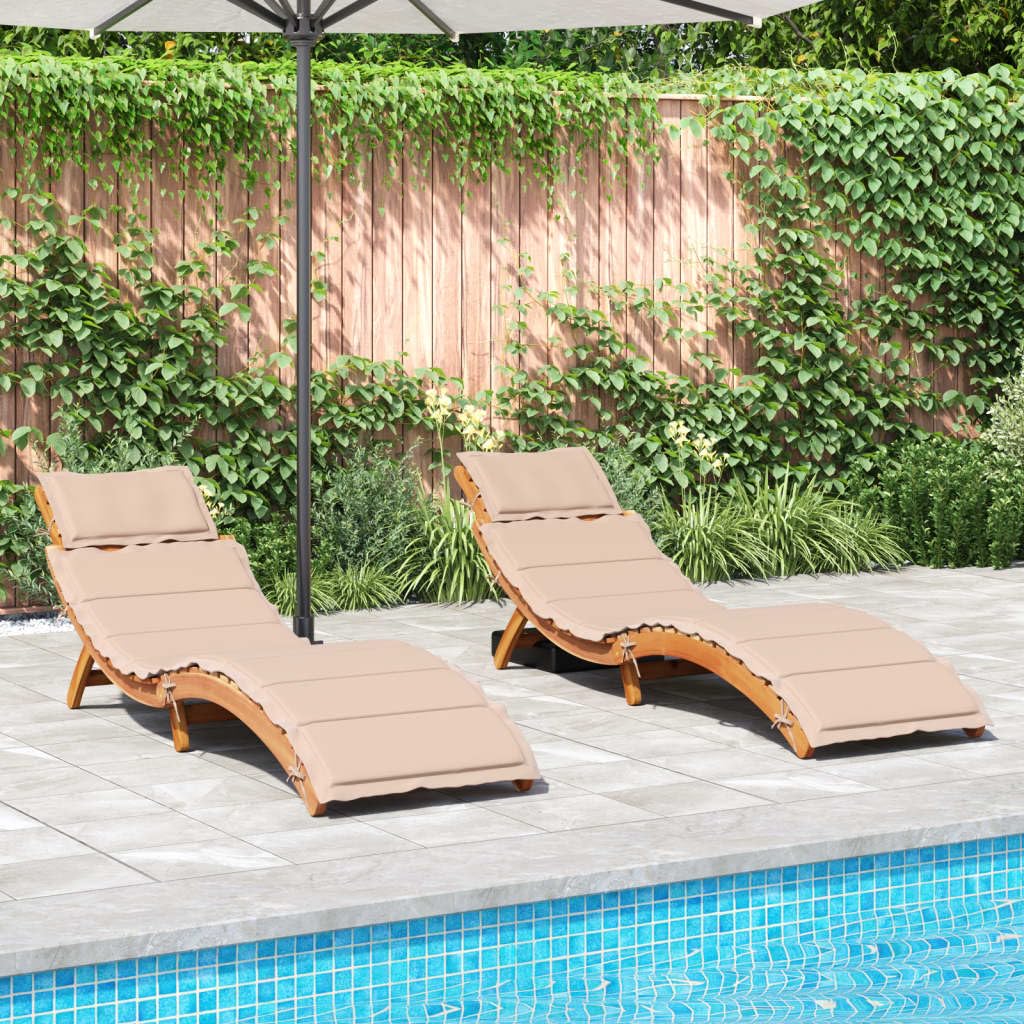 Juego de 2 tumbonas con cojines de madera maciza de acacia, color beige, plegables, con diseño de listones y cojines gruesos acolchados para mayor comodidad en la piscina o terraza