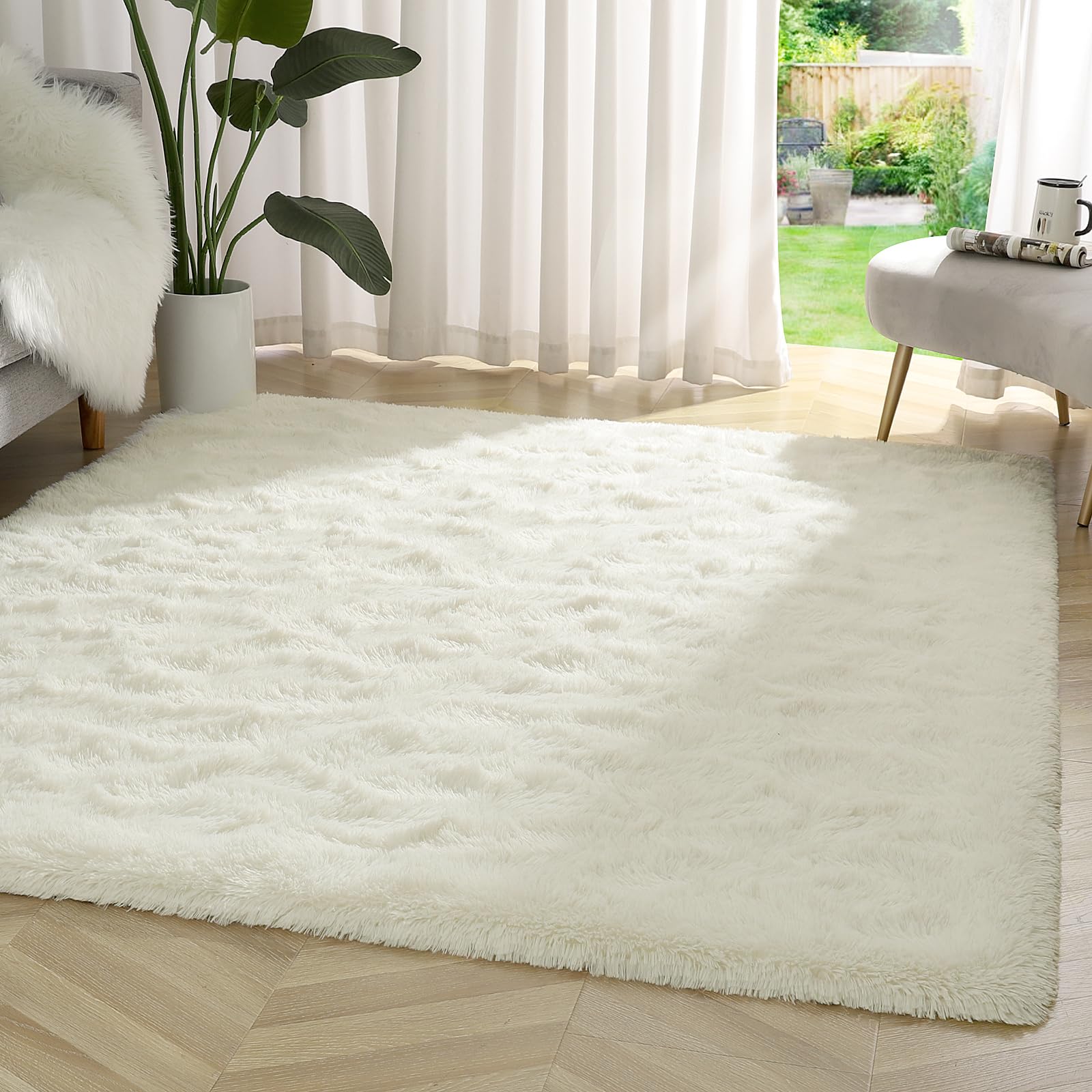 Fluffy Area Rugs for Bedroom Decor Aesthetic, 3x5 Cream White Shag Rug with Non-Slip Backing for Living Room, Soft Washable Fuzzy Carpet Modern Home Decor for Kids Nursery Girls Room Office