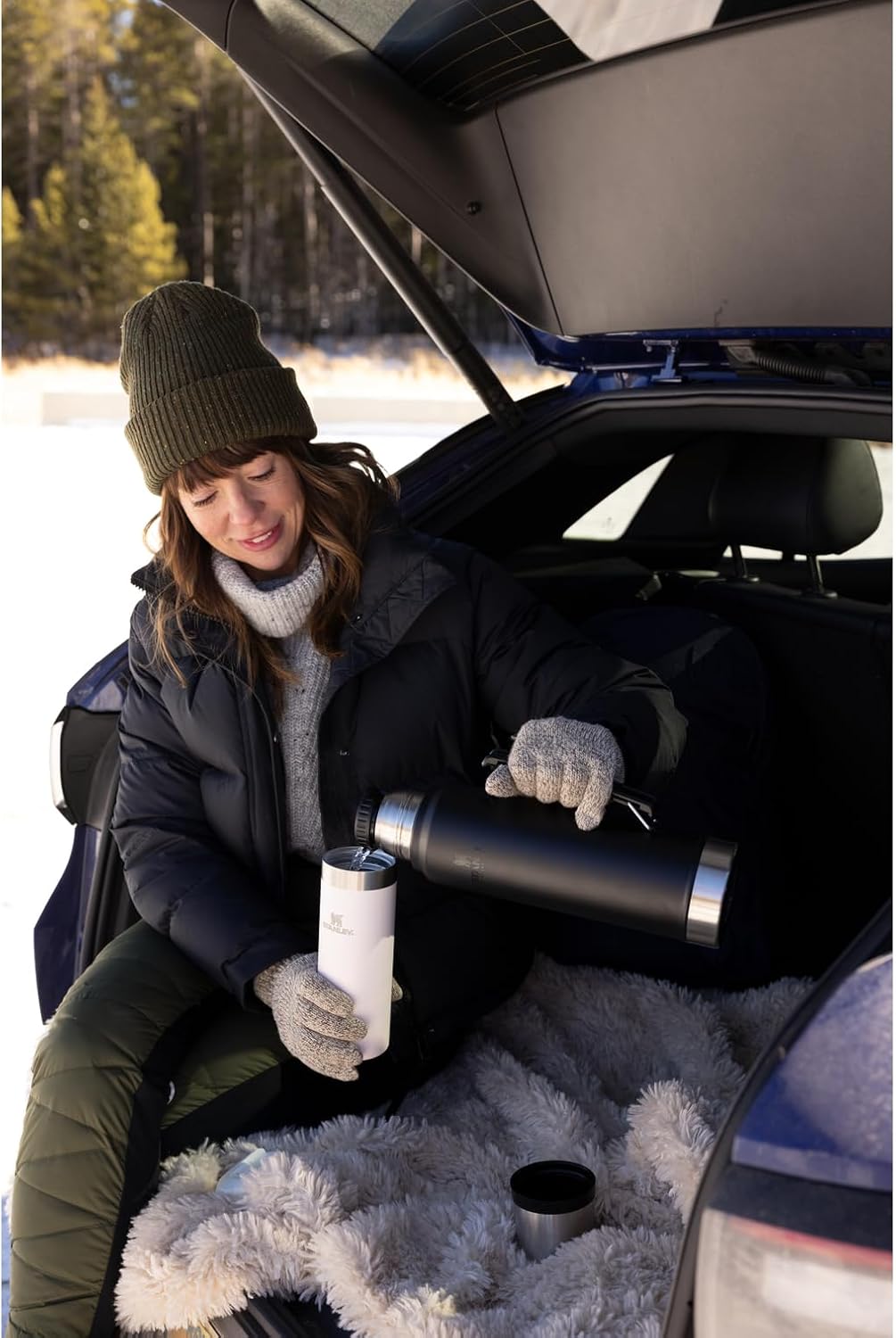 Stanley Classic Legendary Vacuum Bottle - Image 5