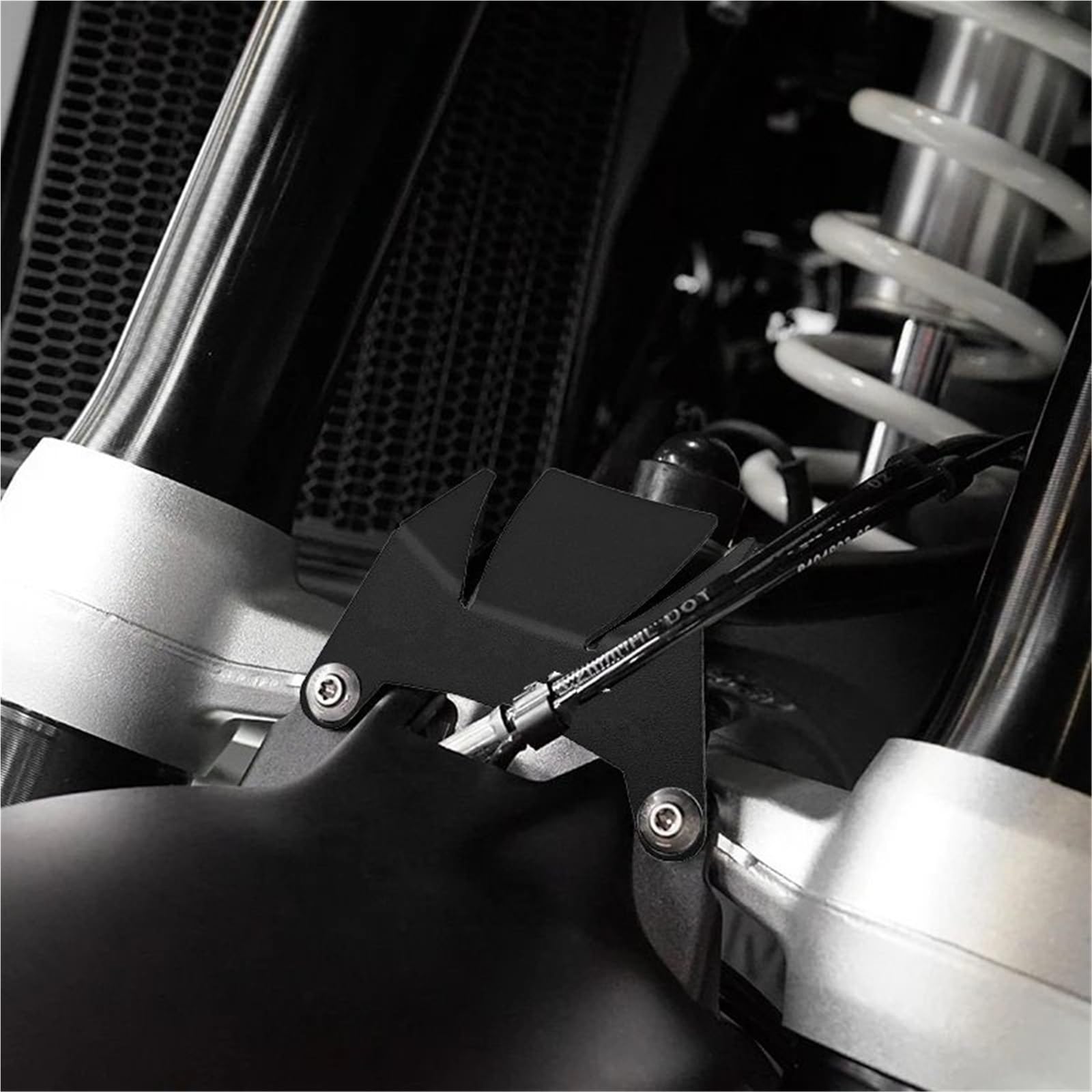 osłona łańcucha Pasuje do BMW R 1300 GS R 1300GS ADVENTURE ADV 2024 2025 Akcesoria motocyklowe Aluminiowa osłona Telelever Protector Guard osłona zębatki(B Nologo silver)