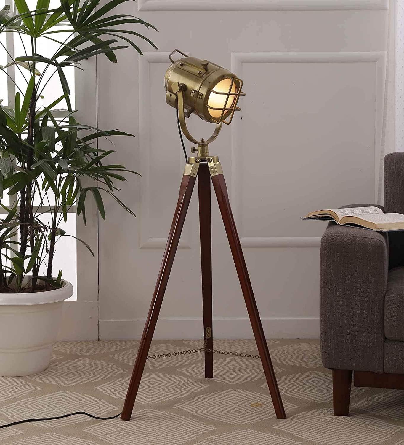 Decorative Antique Tripod Floor Lamp for Living Room, Bedroom, Study – Vintage Industrial Wooden Stand with Adjustable Height, Fabric Shade, Elegant Home Décor Lighting for Modern & Classic Interior.