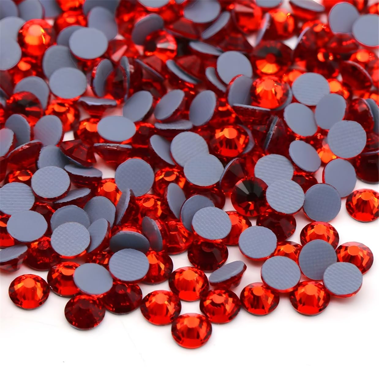 Strass à dos plat Hotfix rouge de 2mm pour la création de bijoux fins