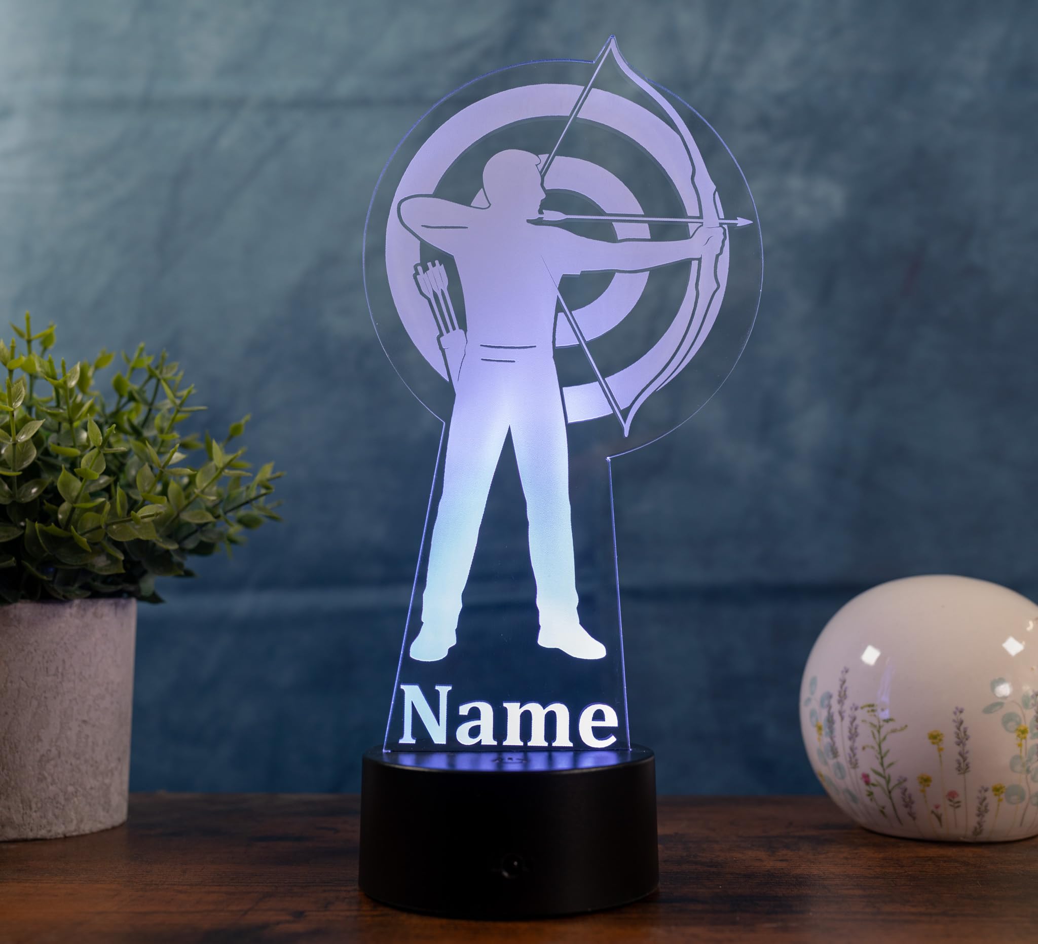 Bogenschütze Lampe personalisiert – LED Nachtlicht mit Name | Geschenk für Männer im Bogensport | Archery Light Deko für Kinderzimmer, Schlafzimmer & Schützenverein
