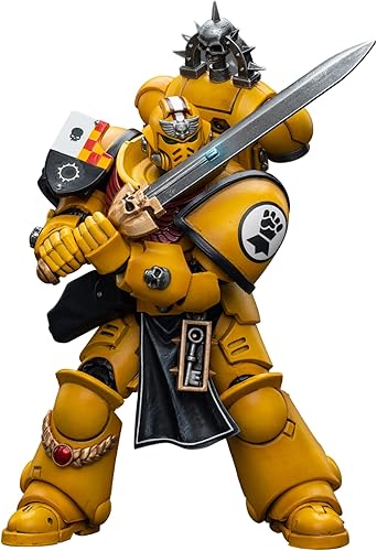 Miniatura 2 de JOYTOY 118 Warhammer 40,000 Figura de acción Imperial Fists Teniente con Power Sword Collection Modelo (4.8 pulgadas)