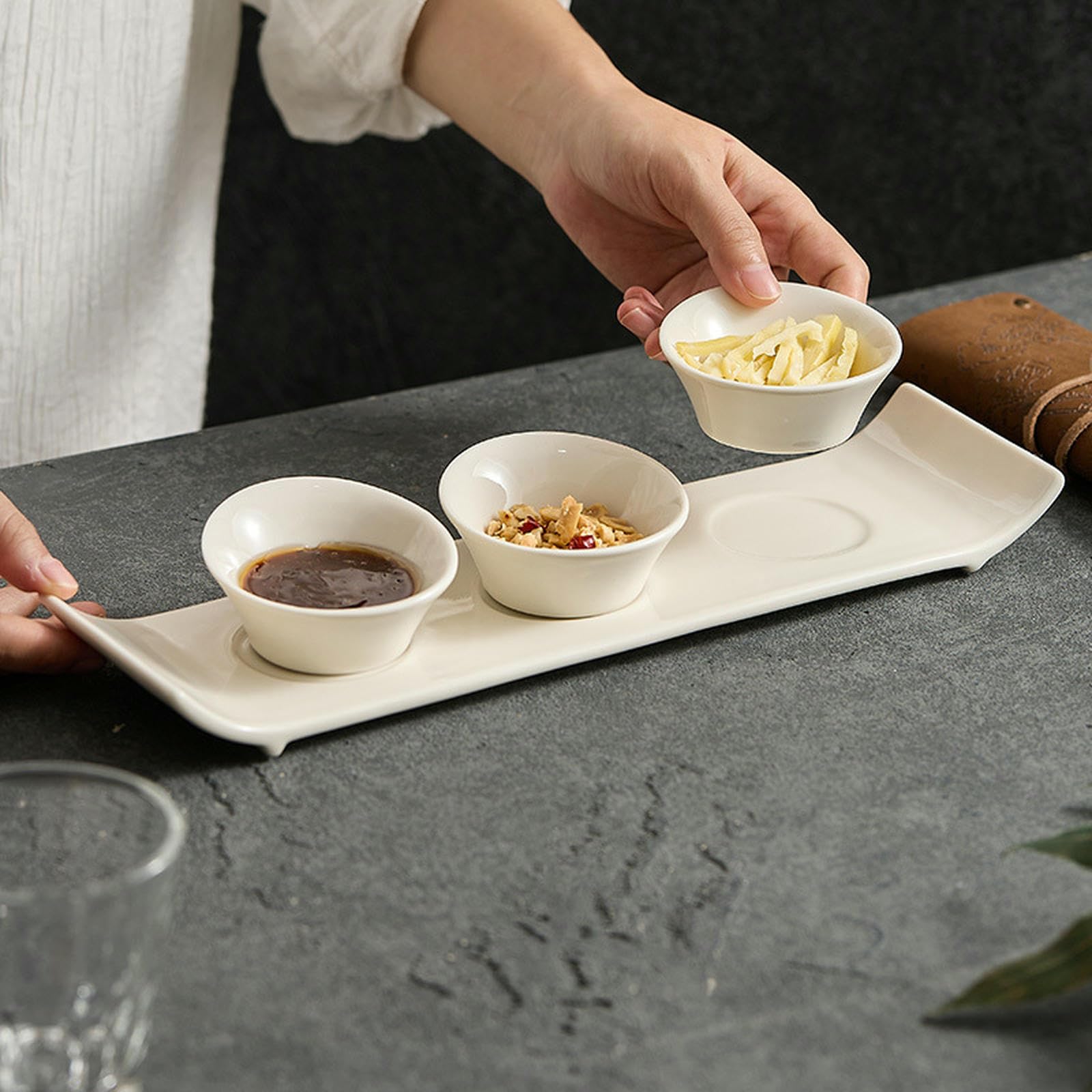 Plat à sauce en céramique émaillée pour la maison fraîche et pratique + 3 petits plats
