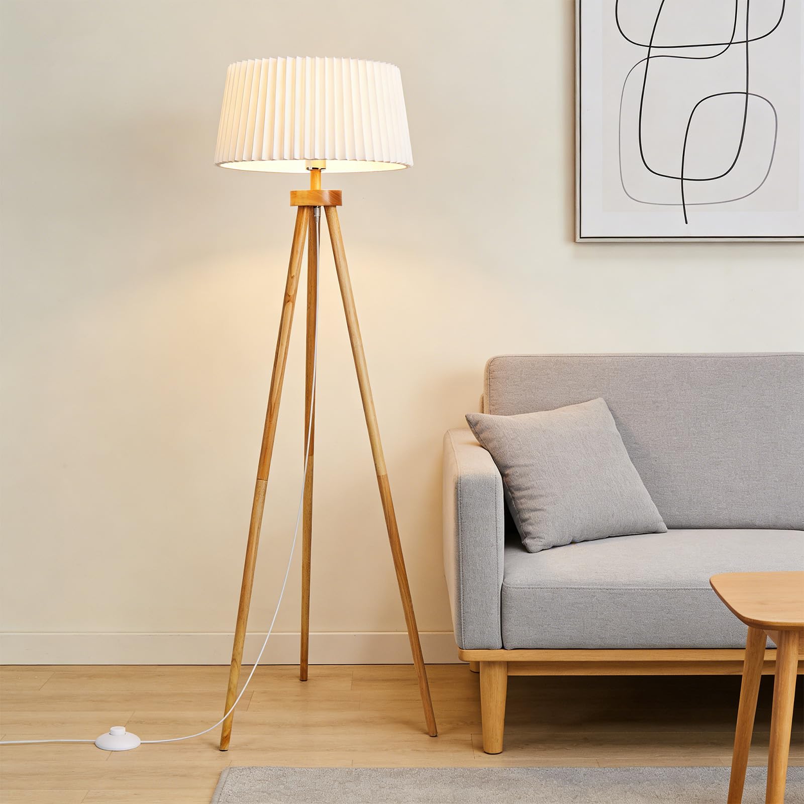 Aigostar Lampara de Pie Salon de Madera Trípode, Lampara Pie Retro con Plisada Pantalla Blanca de Lino e Interruptor de Pie, Compatible con Bombillas E27(Max.60W), Madera Maciza, Estilo Nórdico