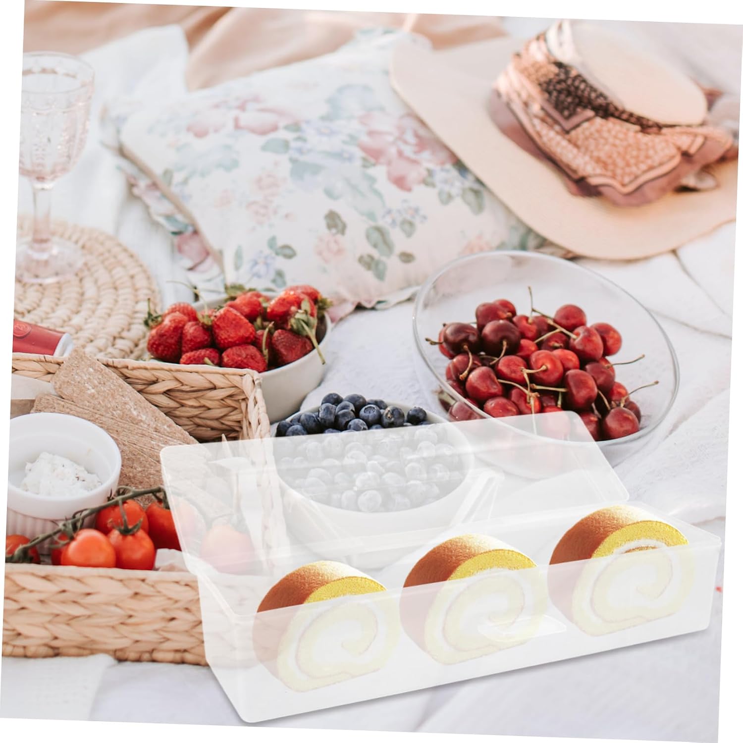 OUNONA Cake Carrier Portable Bread Box Snack Box Lid Airtight Cake Storage Cupcake Carrier for Travel