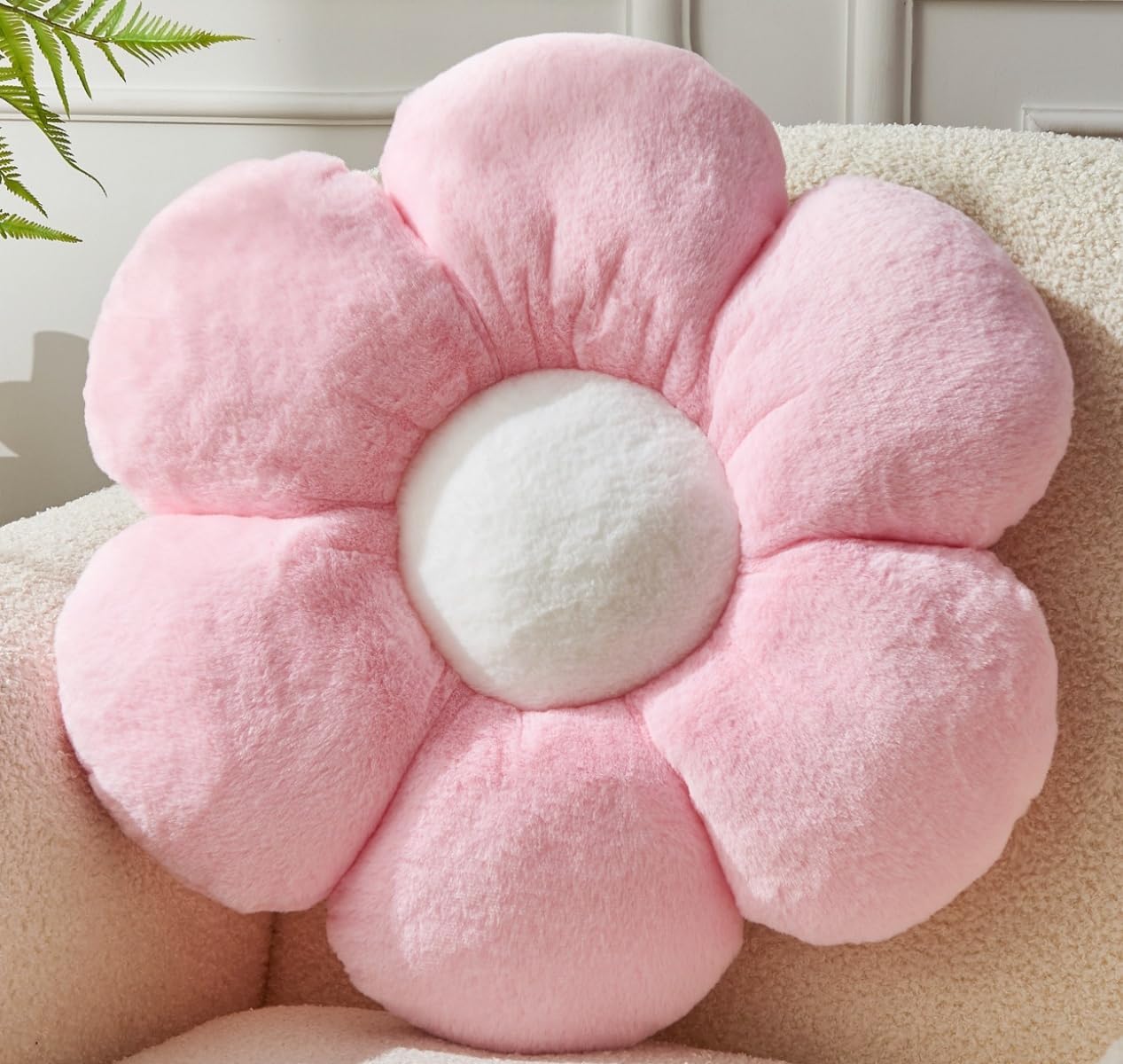Pink Flower Pillow，Flower Shaped Throw Pillow 15.7In Daisy Pillow Cushion Cute Flower Seating Cushion Home Decorative Pillows for Sofa Couch Bed