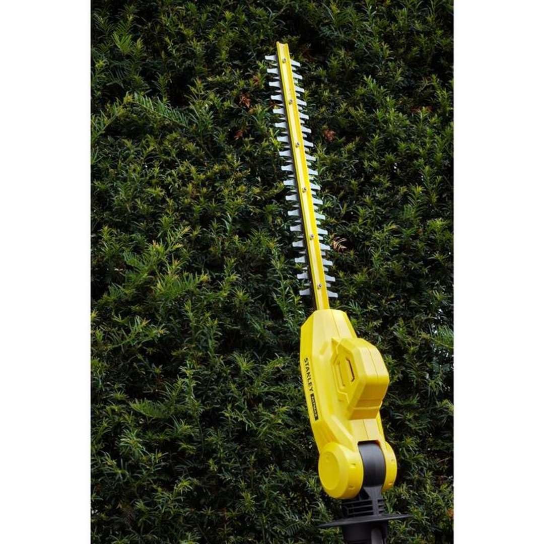 STANLEY FATMAX SFMCPH845M1-QW, nożyce do żywopłotu z akumulatorem litowym, długość ostrza 45 cm, obrotowa głowica, ergonomiczny uchwyt 18 V 4,0 Ah, kolor żółty
