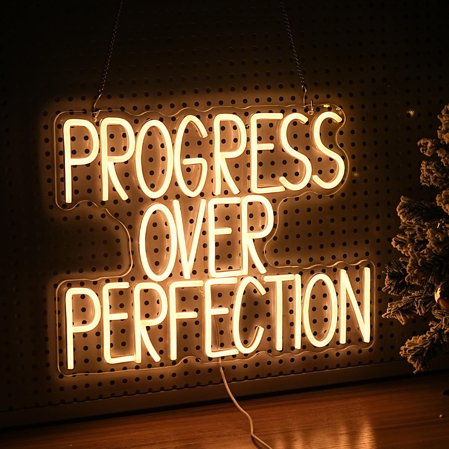 Neonowy znak "Progress Over Perfection" do dekoracji ścian, możliwość przyciemniania, ciepłe białe słowa, LED, zasilany przez USB, litery, neonowe światło do klasy, sypialni, biblioteki, gabinetu (40