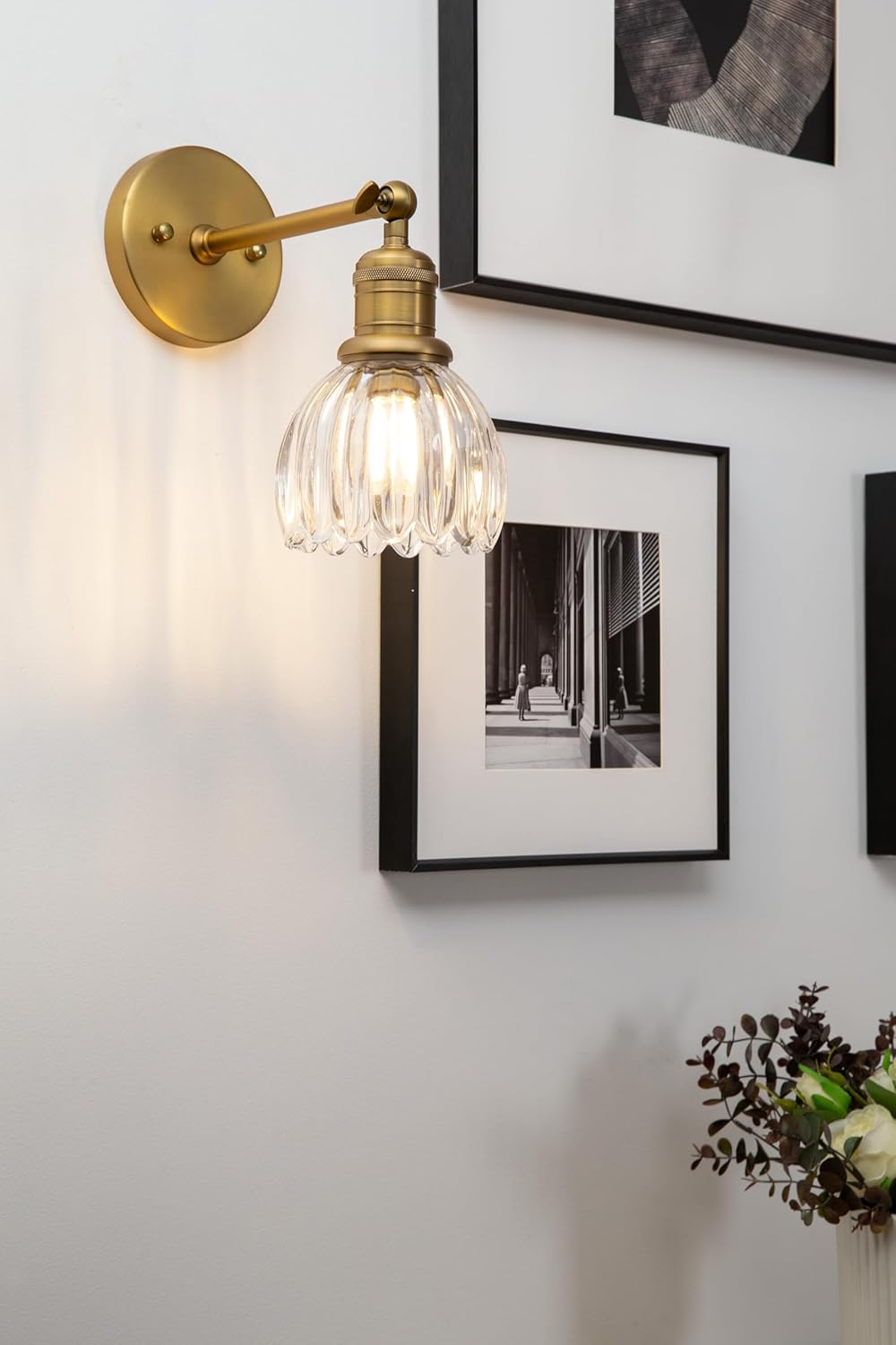 Yosoan Brass Gold Indoor Vintage Wall Sconce with Flower Shade, 1-Light Modern Vanity Industrial Hardwired Wall Mounted with Transparent Tulip Shade for Living Room Bedroom Kitchen Hallway (Antique)