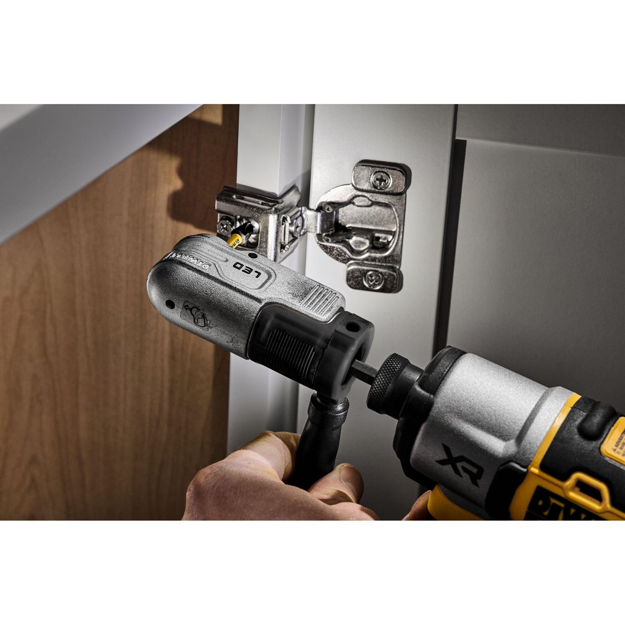DEWALT TESTA AD ANGOLO CON LUCE LED 1/4'', DTLRA-QZ