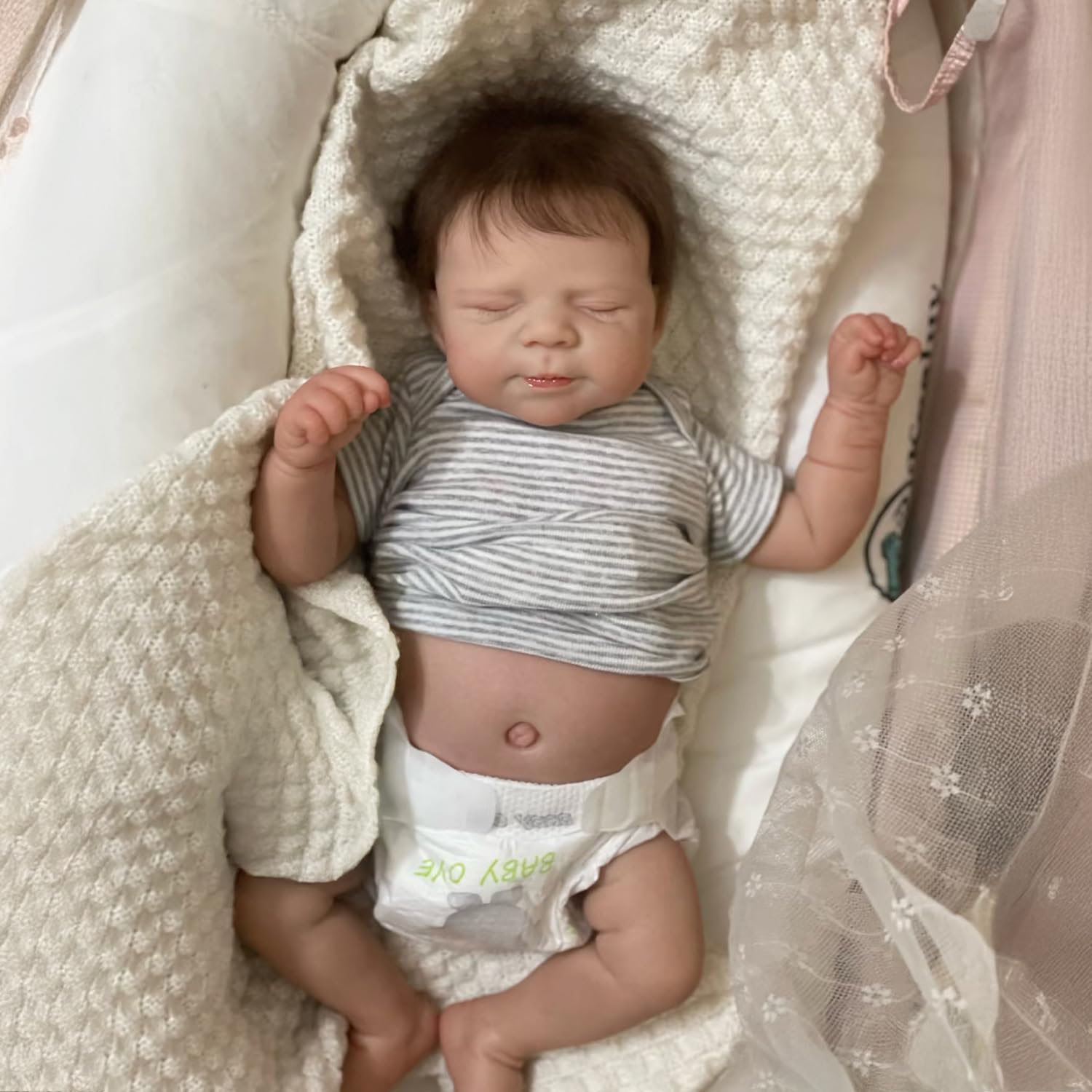 Realistyczna lalka Reborn Baby Doll Boy - realistyczny noworodek z ręcznie zakorzenionymi włosami, pełny winylowy korpus, anatomicznie poprawny, certyfikat EN71 i UKCA, wiek 3+