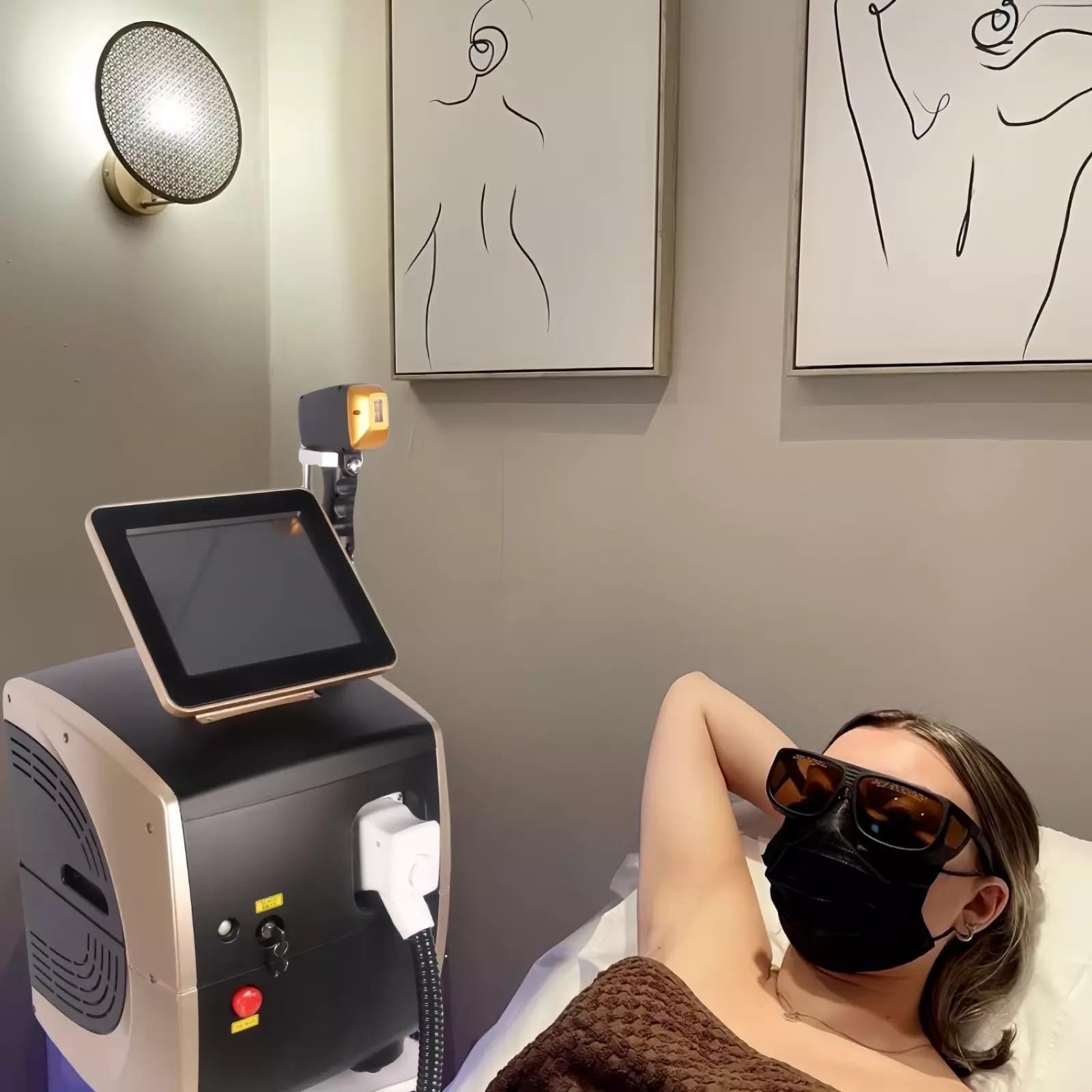 2026 Dispositivo per la depilazione laser a diodo, indolore, con Tecnologia di raffreddamento, 3 lunghezze d'onda, 808nm/755nm/1064nm, adatto per viso e corpo
