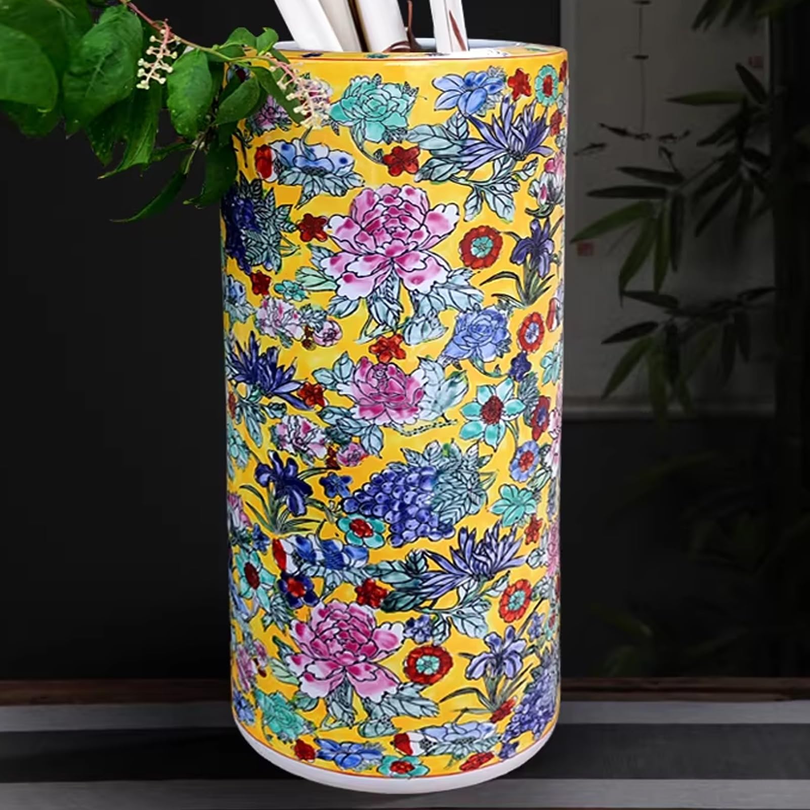 Porte-parapluie en céramique pour illuminer votre entrée de bureau et maison