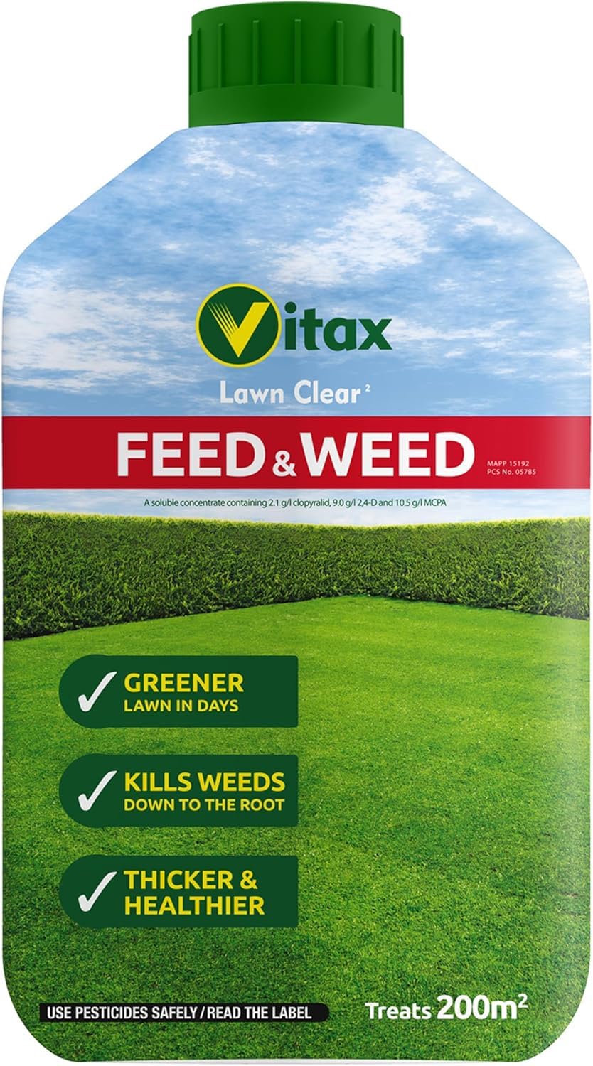 Vitax Feed and Weed 1L Liquid Concentrate | Selective Lawn Weed Killer & Grass Food | Kills Dandelion Clover Daisy & Buttercup to the Root | Fast Regrowth Formula | Covers 200m2 Surface Area