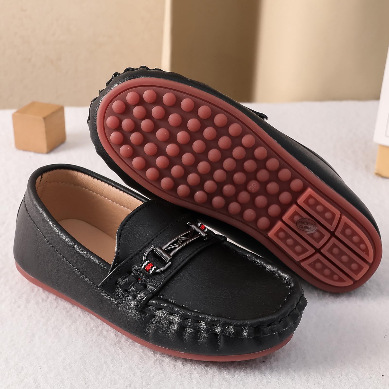 WUIWUIYU Garçon Fille Slip on Penny Loafer Confortable Décontracté L'école Plates Mocassins Chaussures habillées pour l'école