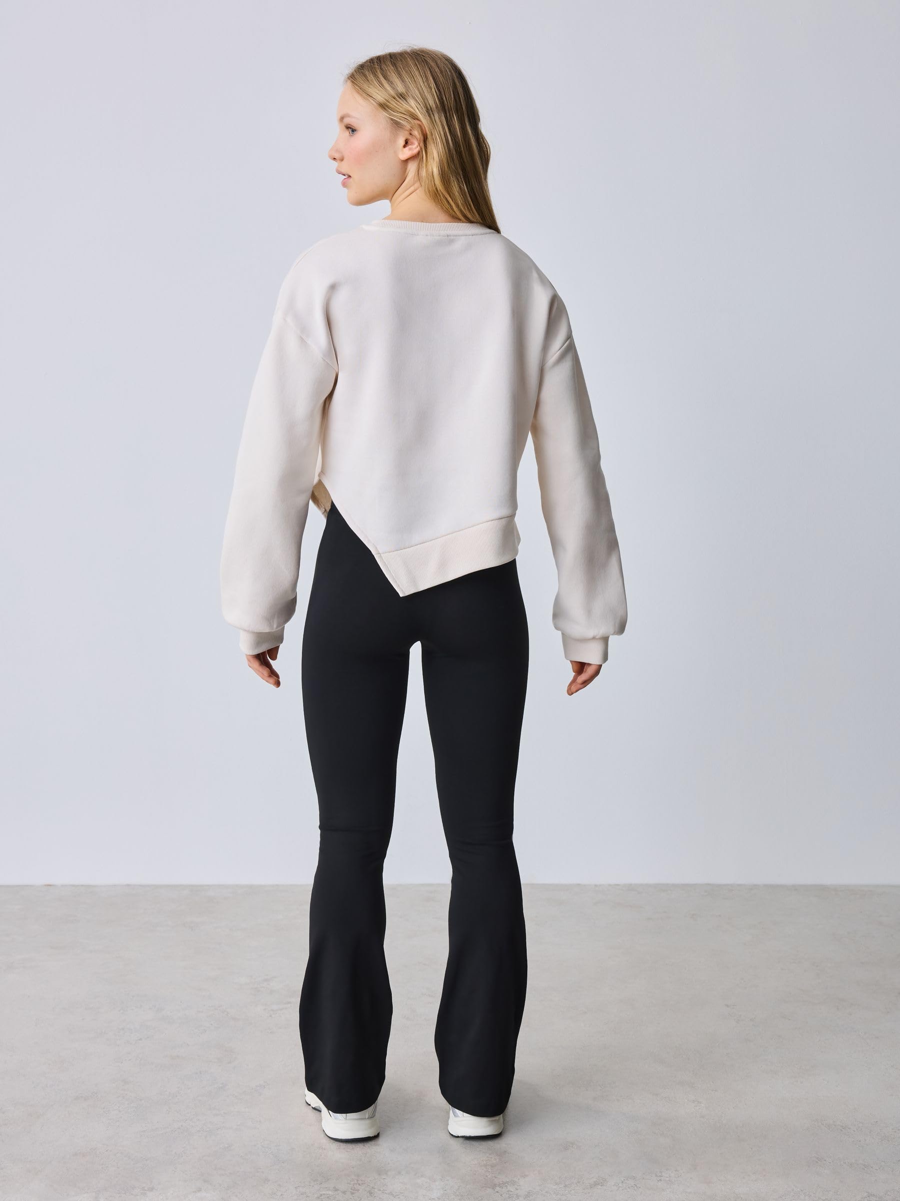 Mädchen asymmetrisches Sweatshirt und Leggings mit Schlag im 2-teiligen Set