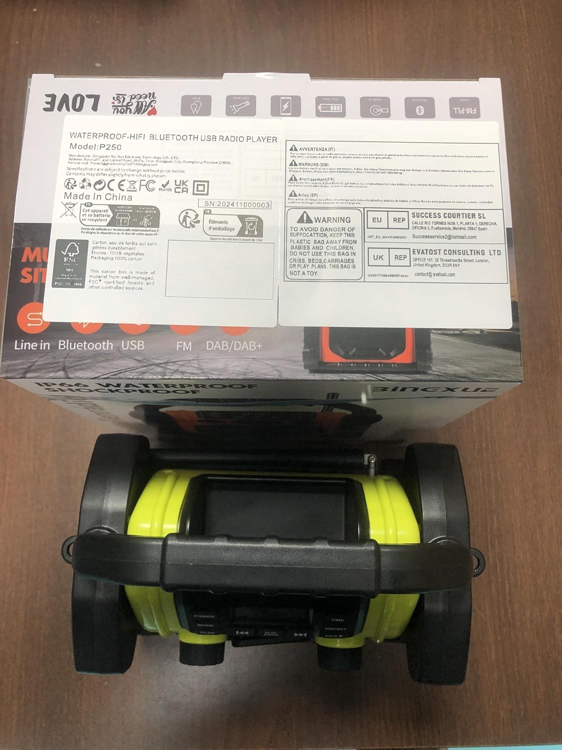 Radio im Freien wasserdicht Bluetooth Lautsprecher, 8000mAh Akku 30W Digital und manuelle Tuning FM Uhr Radio, tragbare LED-Lichter für im Freien/Arbeit/Garage