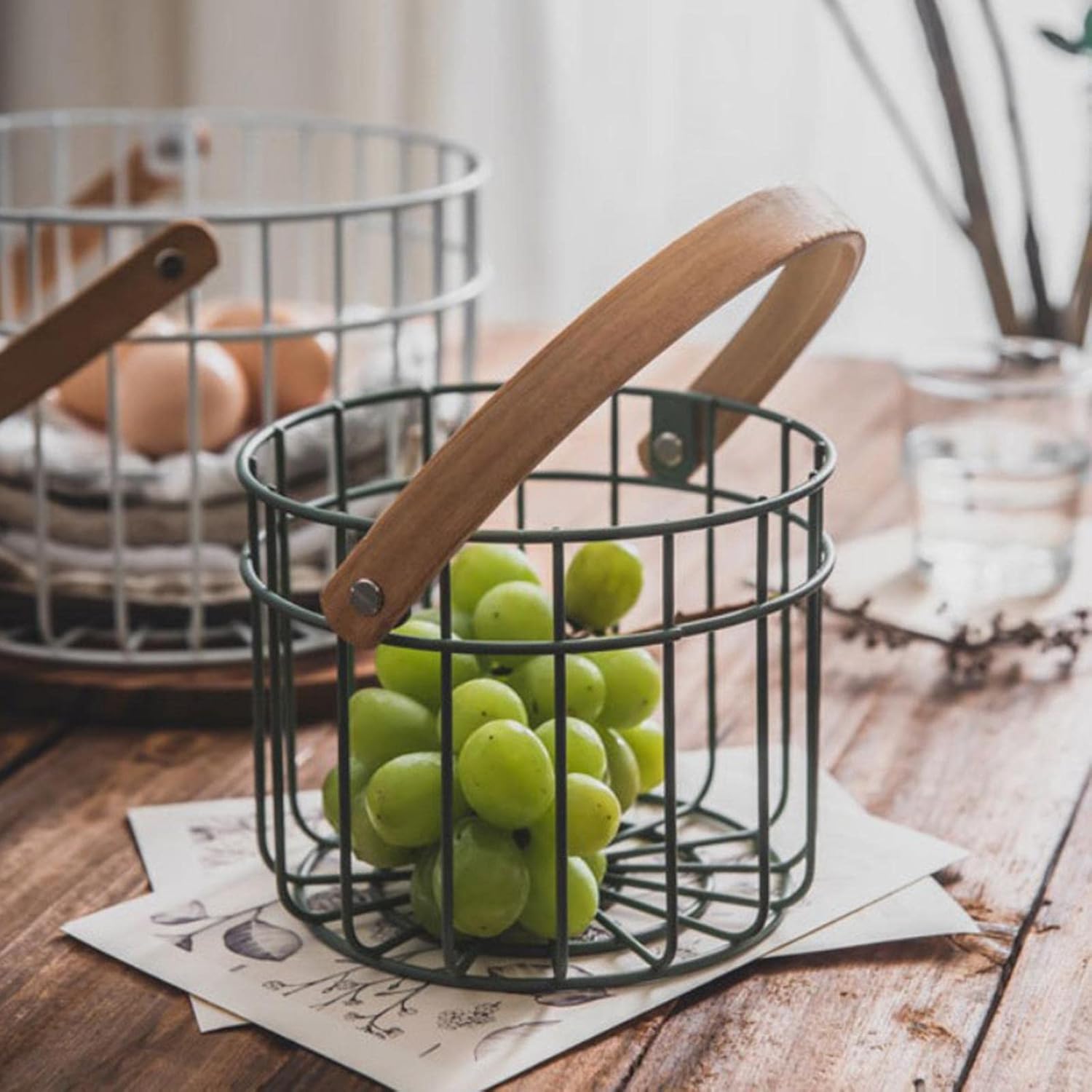 Yajuyi 2 Pieces Hanging Metal Wire Egg Basket for Collecting s Holder