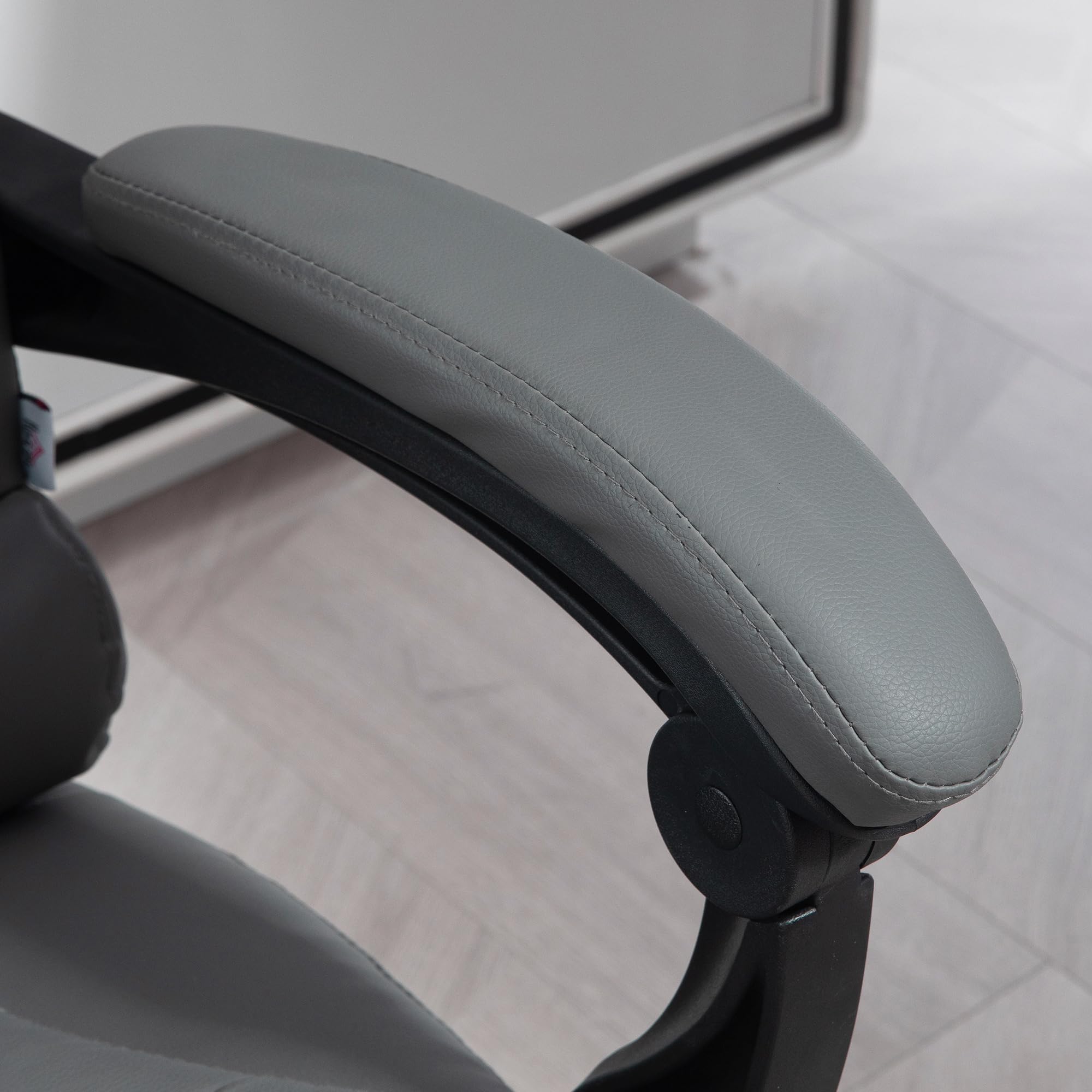 HOMCOM Bürostuhl Ergonomischer Schreibtischstuhl mit Lendenwirbelstütze, Armlehne, Fußstütze, Höhenverstellbarer Drehstuhl mit Wippfunktion, Kunstleder, Gepolstert Computerstuhl, Grau