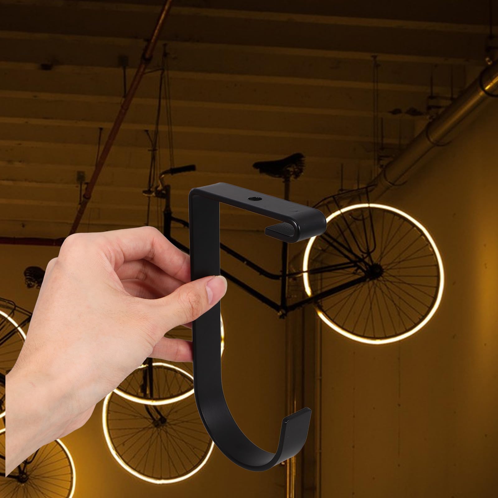 4 Stück Robuste Schwarze Aufbewahrungshaken für Garagen Deckenregale und Wandregale Flache Fahrradhaken mit Hoher Tragfähigkeit Werkzeug und Fahrradhalter für Garage und Büro
