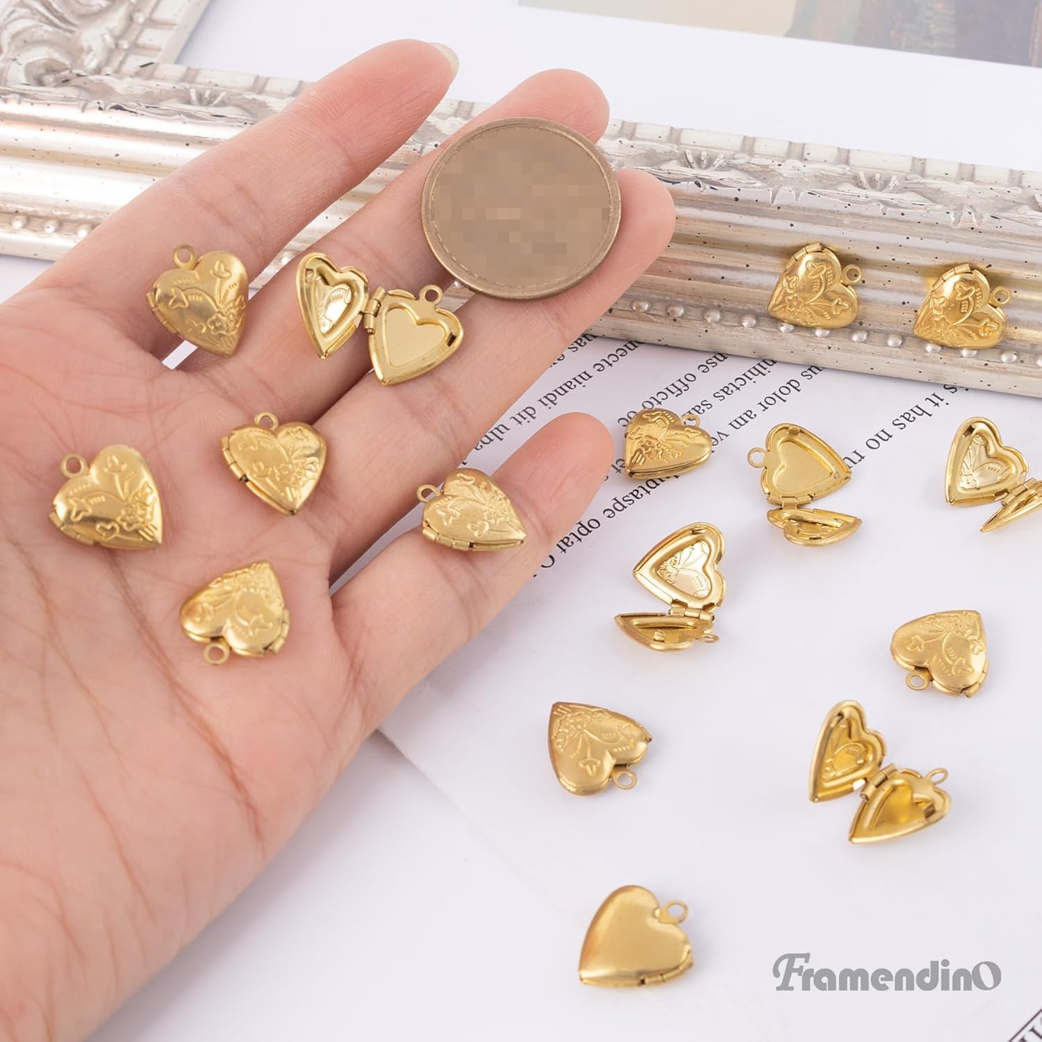 Framendino, 20 Pack Gold Heart Photo Frame Charms Locket Pendants Memory Pendant for DIY Necklace Bracelet Jewelry Making - Image 3