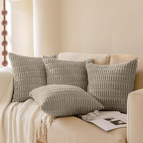 Miniatura 9 de Softalker Juego de 4 fundas de almohada de pana de 18 x 18 pulgadas, fundas decorativas modernas de cojín de rayas suaves estilo bohemio para sofá,