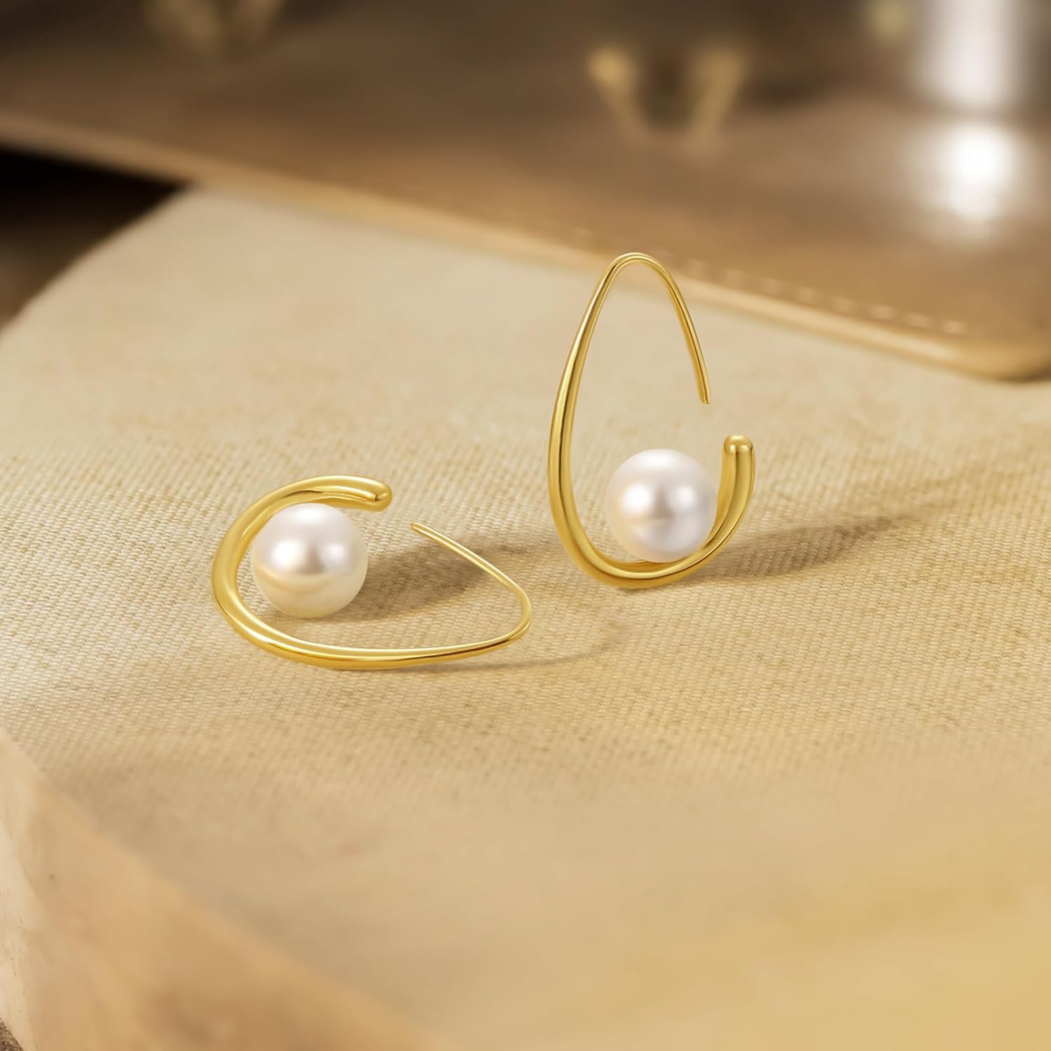 Teardrop Hoop Earrings for Women Silver Hypollergenic Hoop Earring with Pearl Dainty Accessory